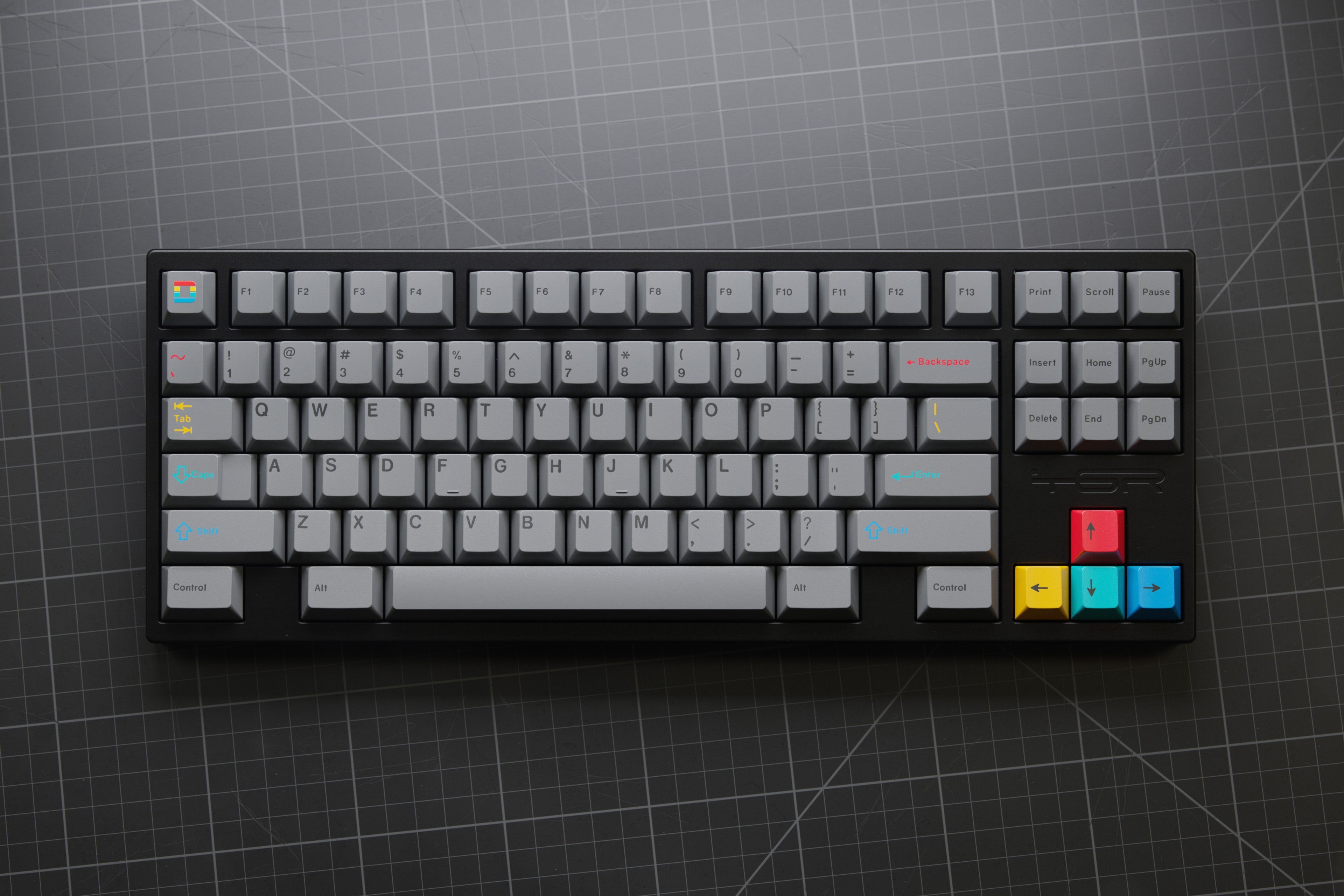 無料クーポン配布 アプリ Stock] In GMK R2 Dualshot キーボード