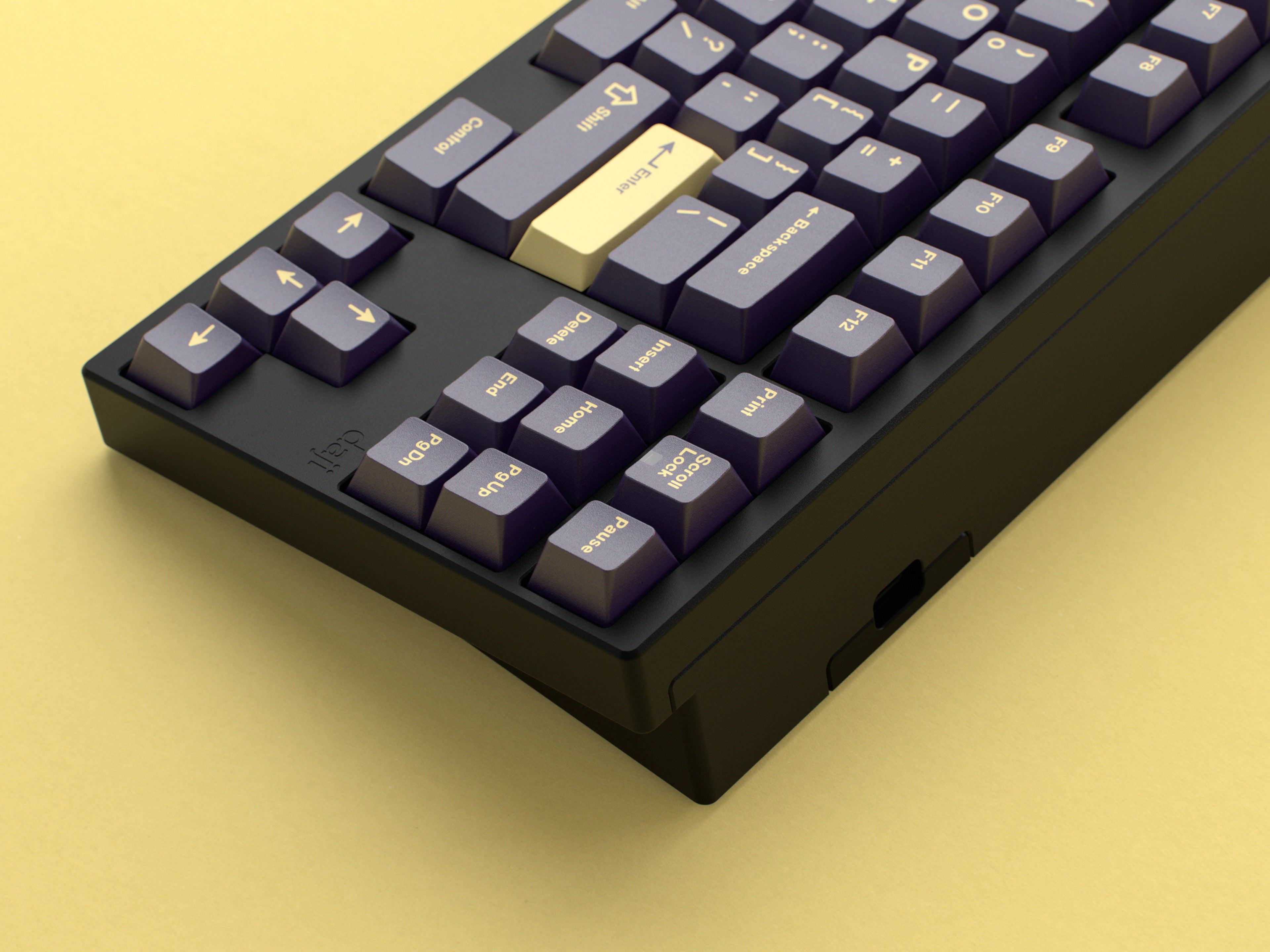 GMK CYL Phantom R2 Keycaps - Thumbnail 3