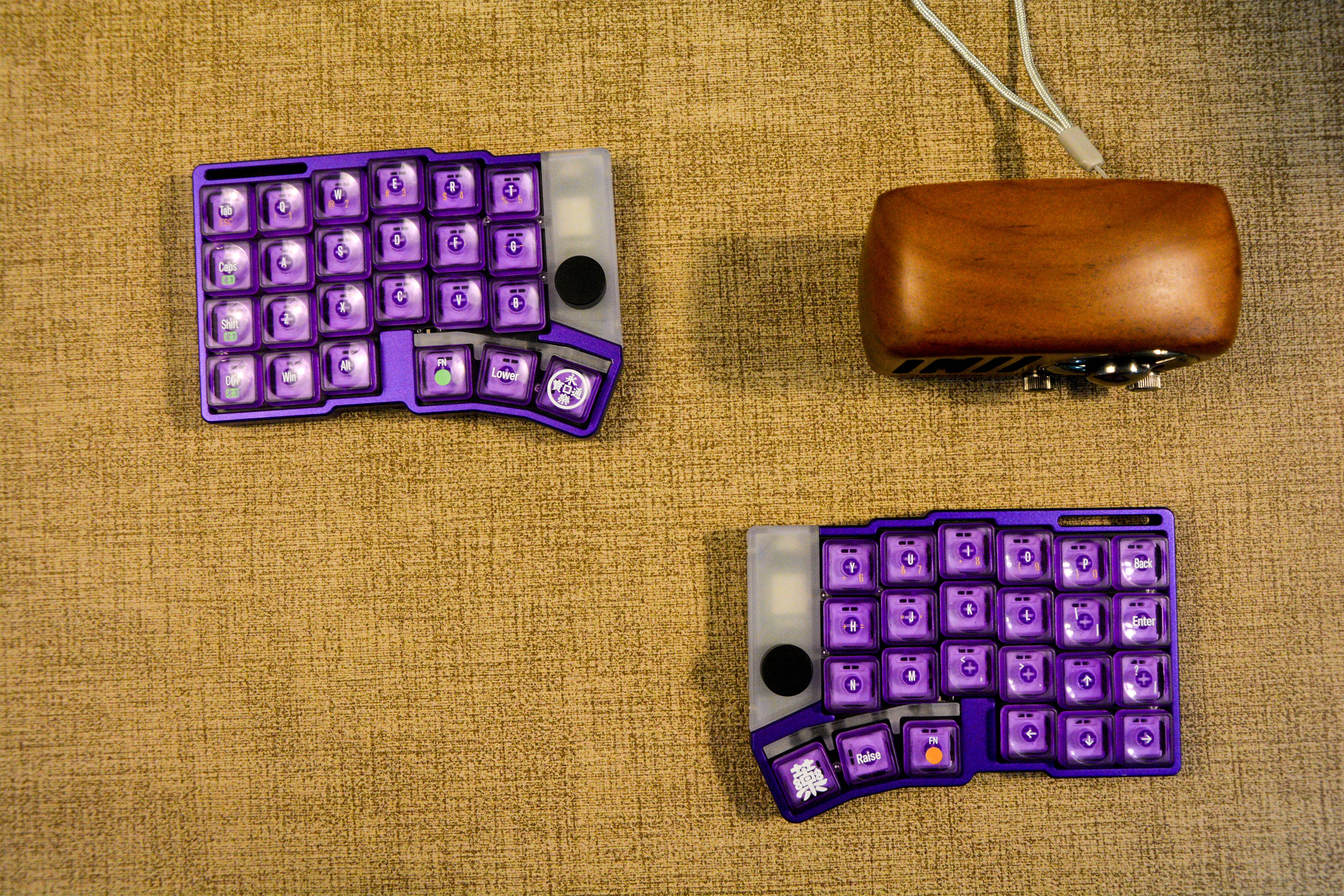 [Pre Order] Cornix Tented Low Profile Split Ergo Keyboard by JZF