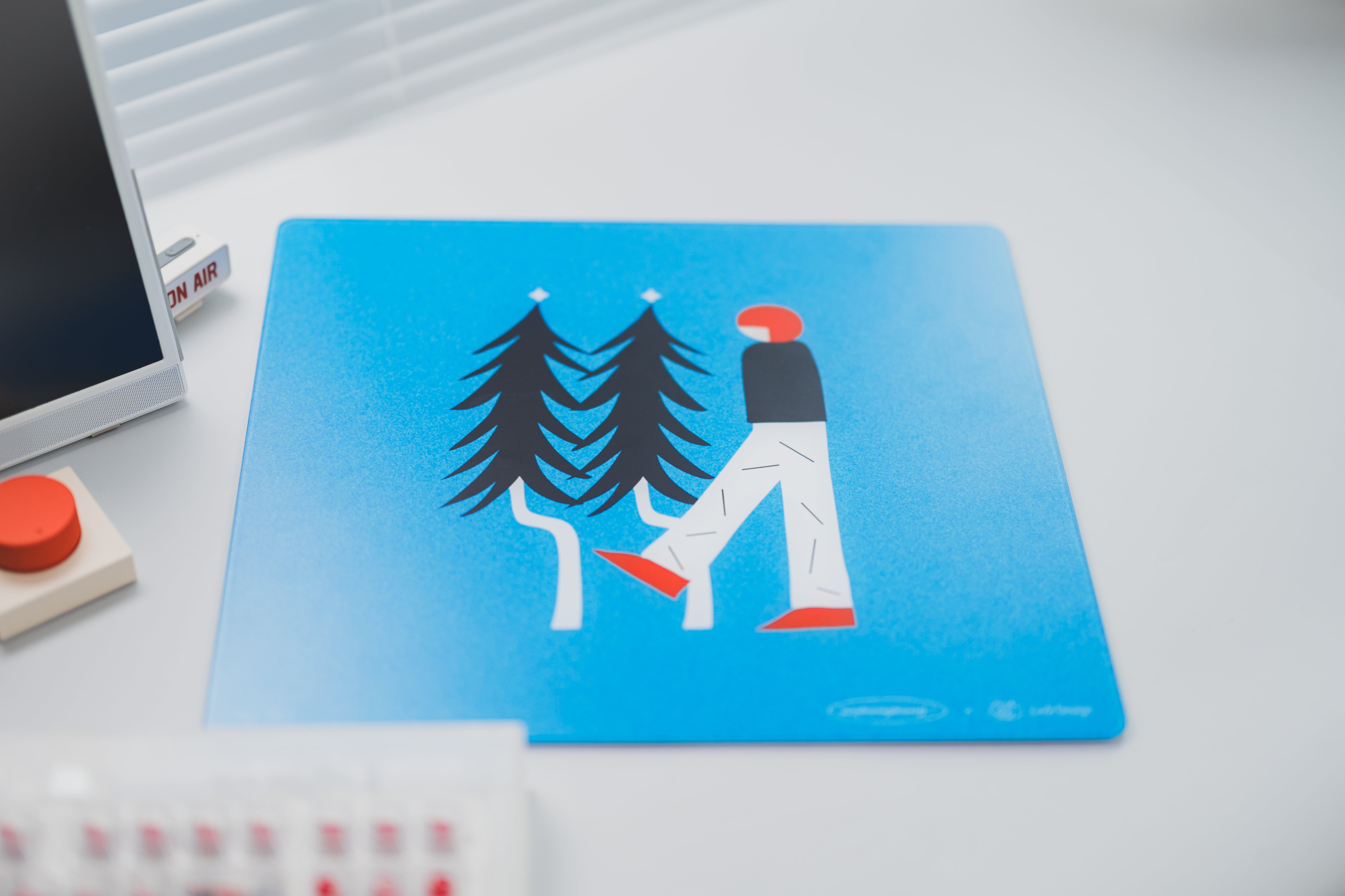 [In Stock] LeleDesign Curation Summer Camp Glass Mousepad（feat. Wukongkong）