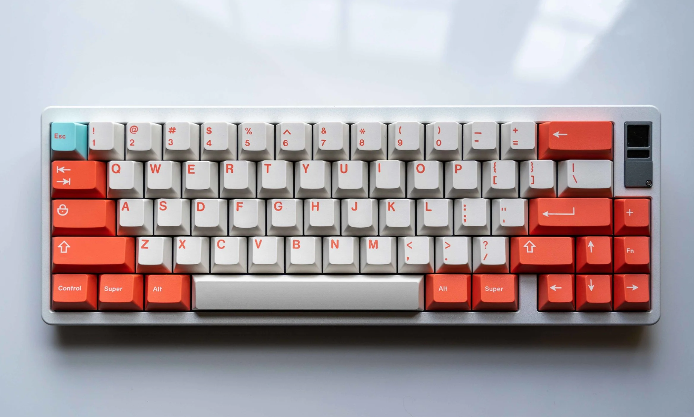 GMK Coral R2 - Thumbnail 3