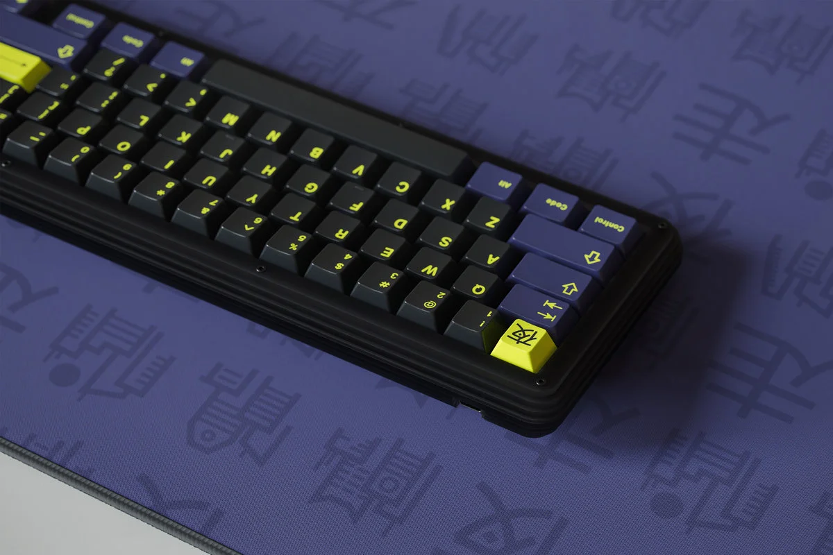GMK Night Runner R2 - Thumbnail 4