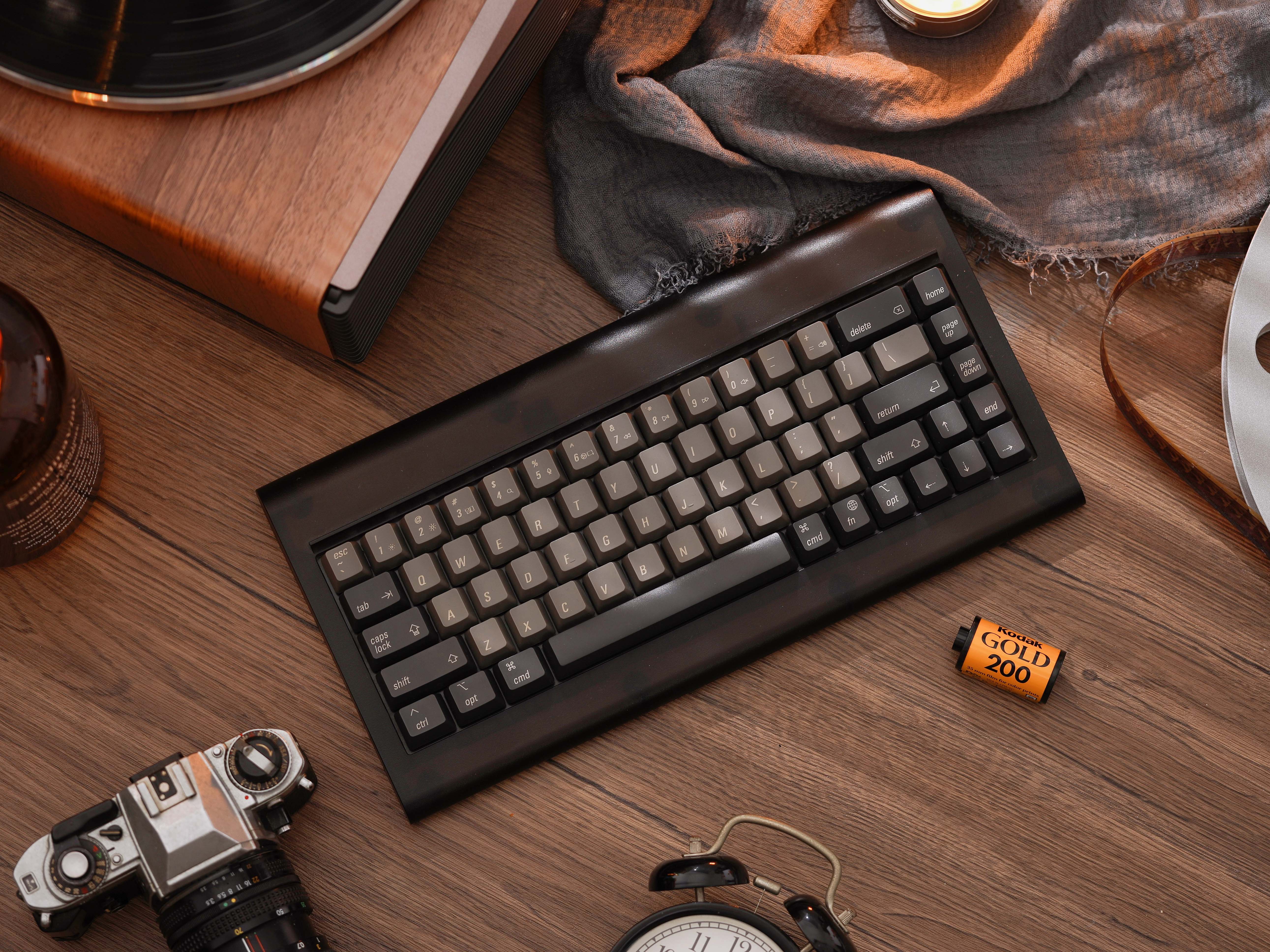 [In Stock] Kataaa Model VI Mechanical Hot-Swappable Keyboard