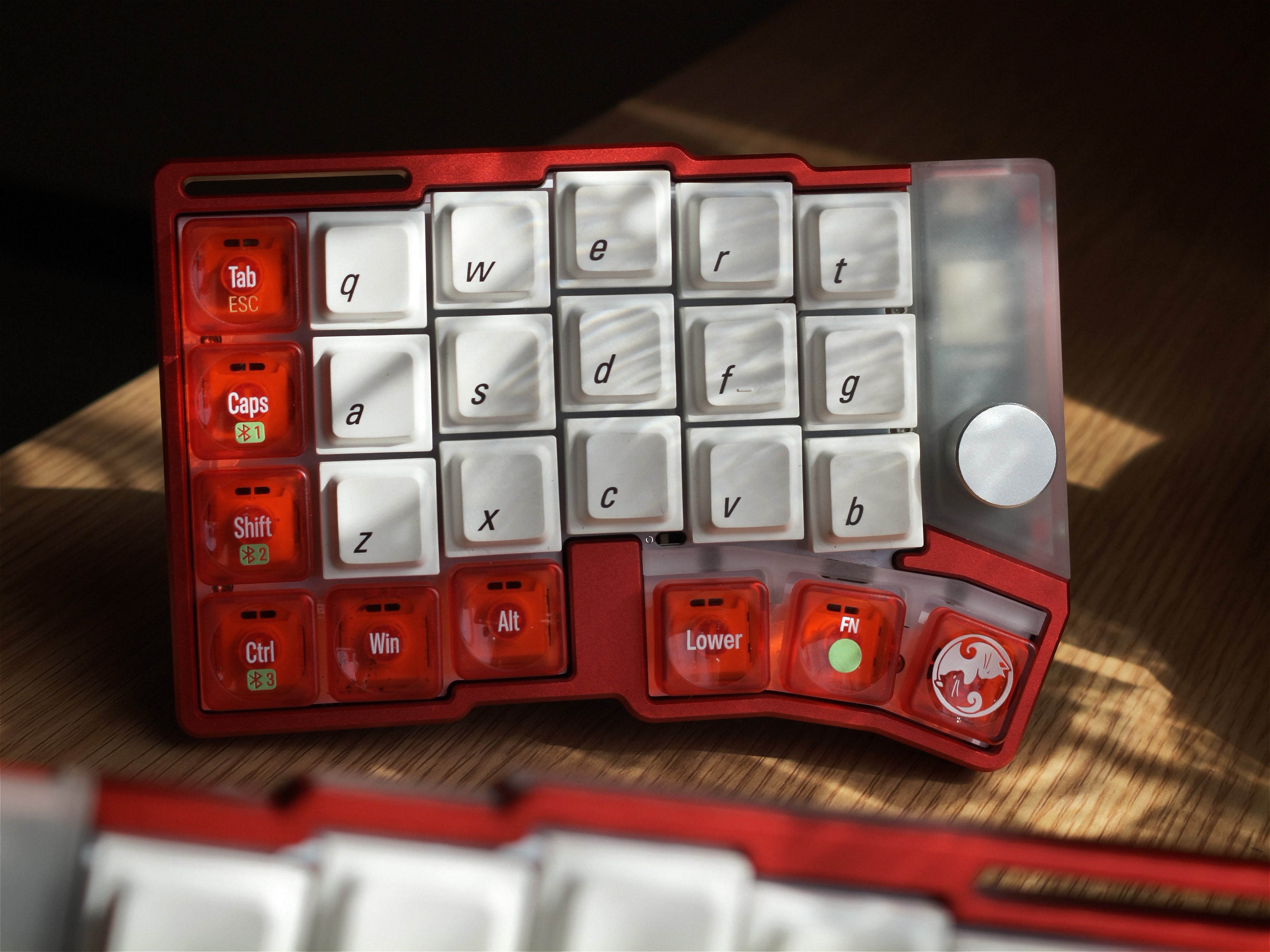 [Pre Order] Cornix Tented Low Profile Split Ergo Keyboard by JZF