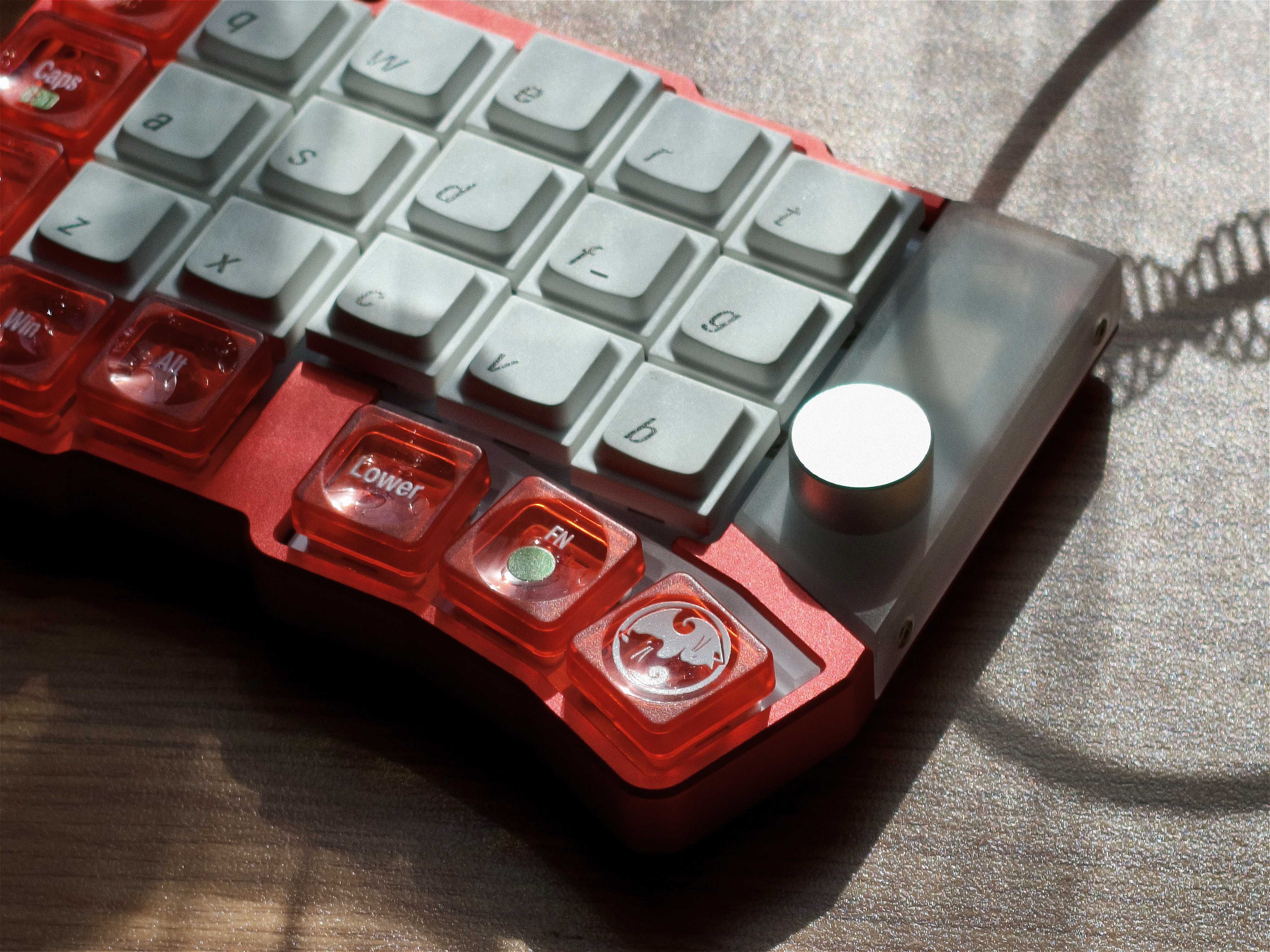 [Pre Order] Cornix Tented Low Profile Split Ergo Keyboard by JZF