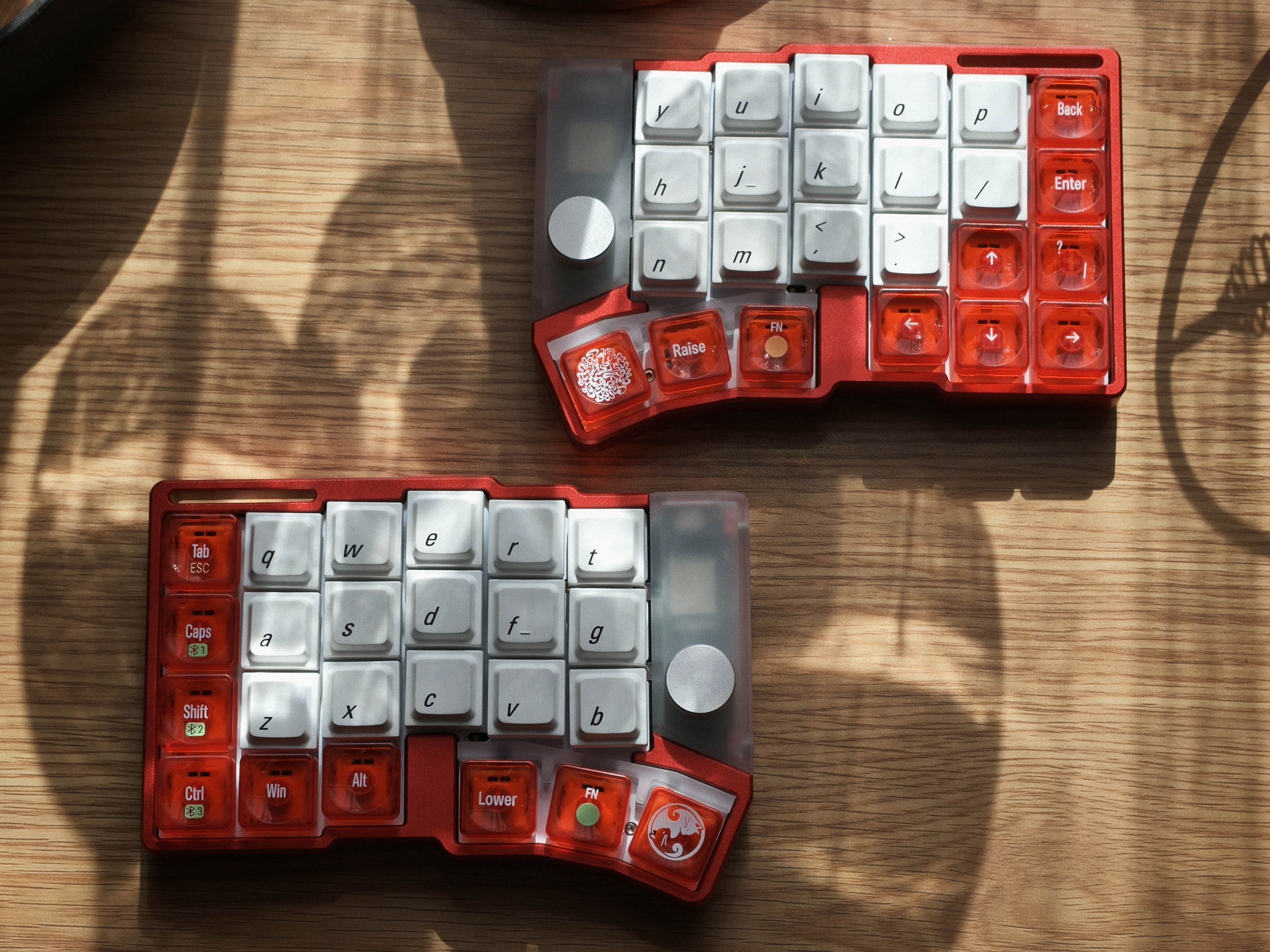 [Pre Order] Cornix Tented Low Profile Split Ergo Keyboard by JZF