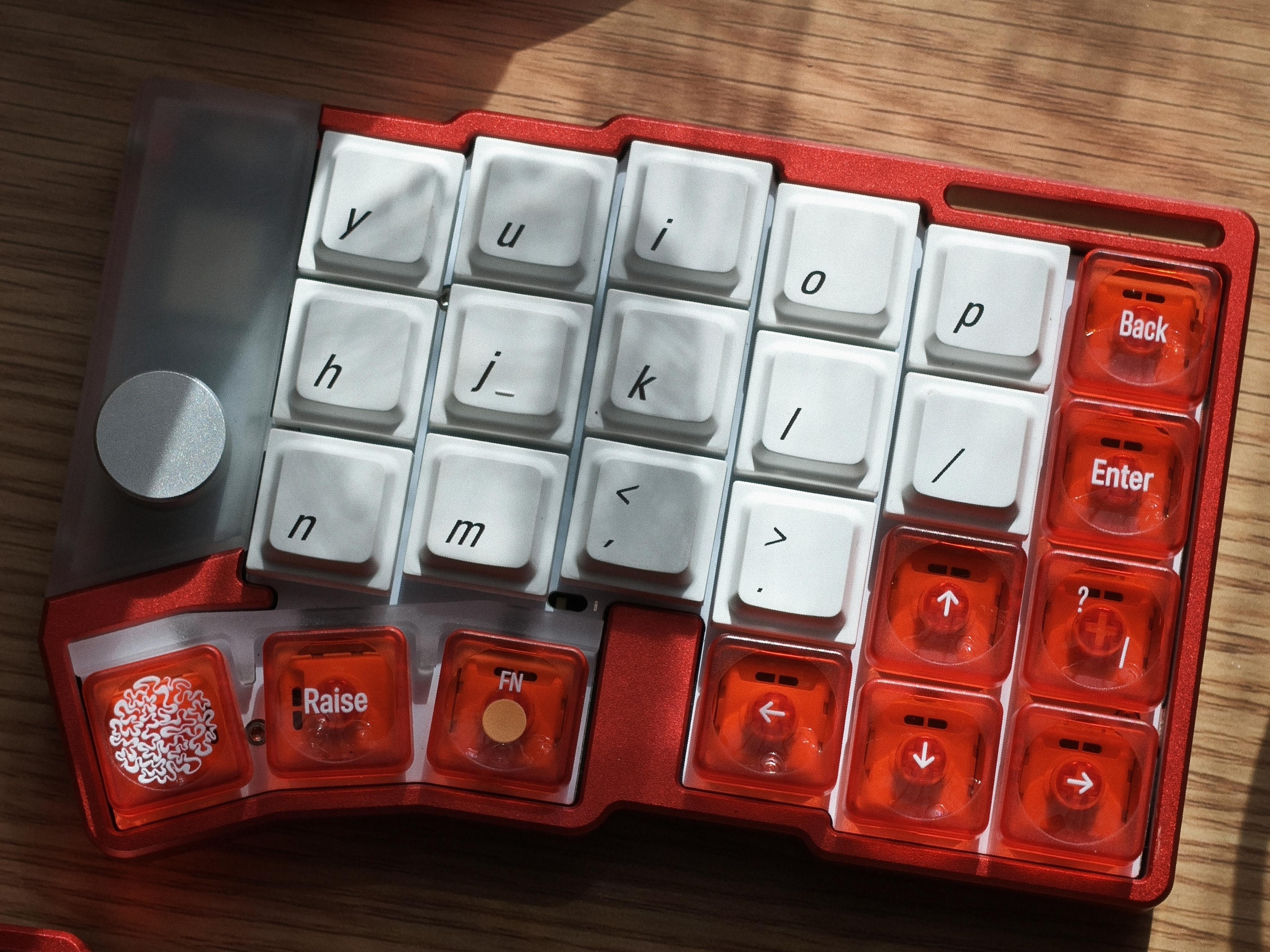 [Pre Order] Cornix Tented Low Profile Split Ergo Keyboard by JZF