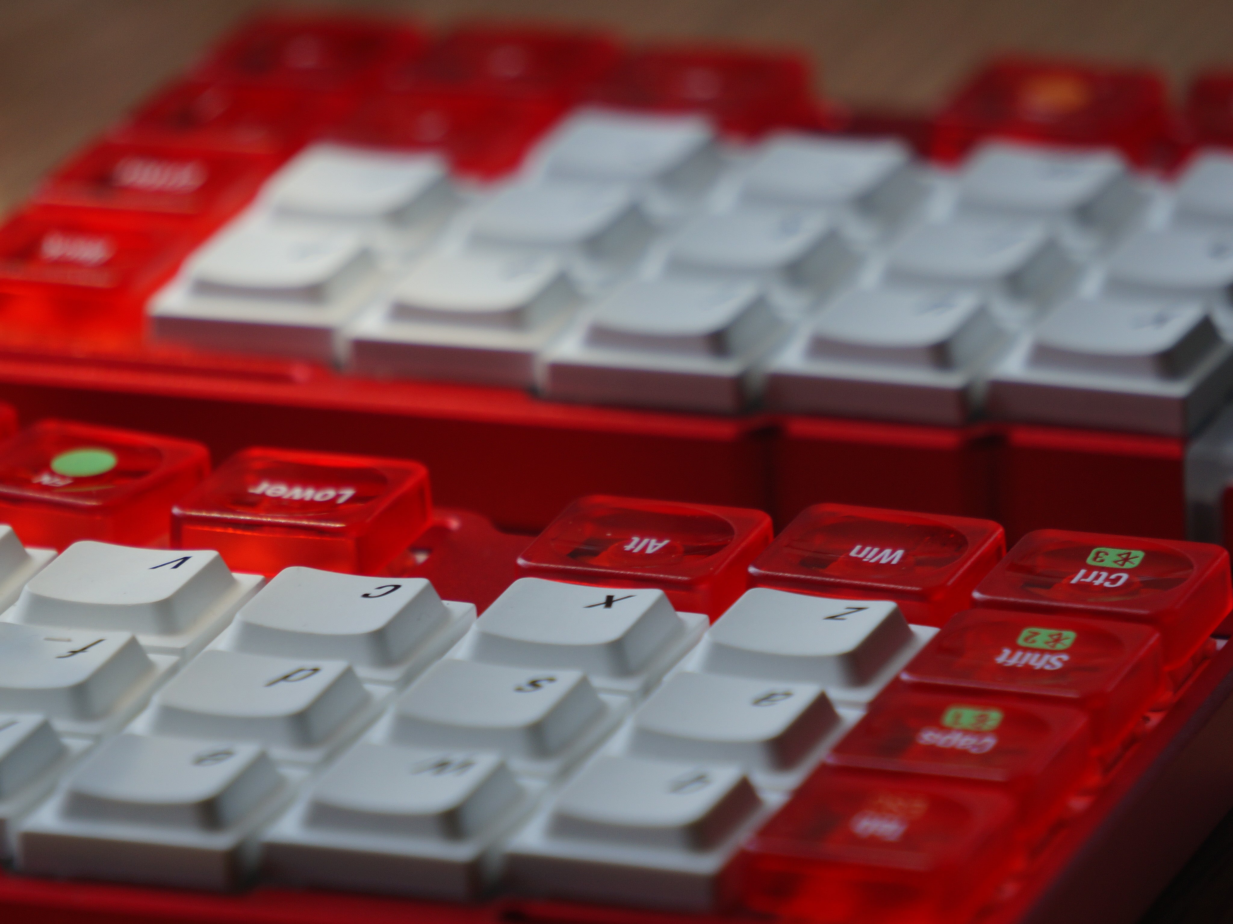 [Pre Order] Cornix Tented Low Profile Split Ergo Keyboard by JZF