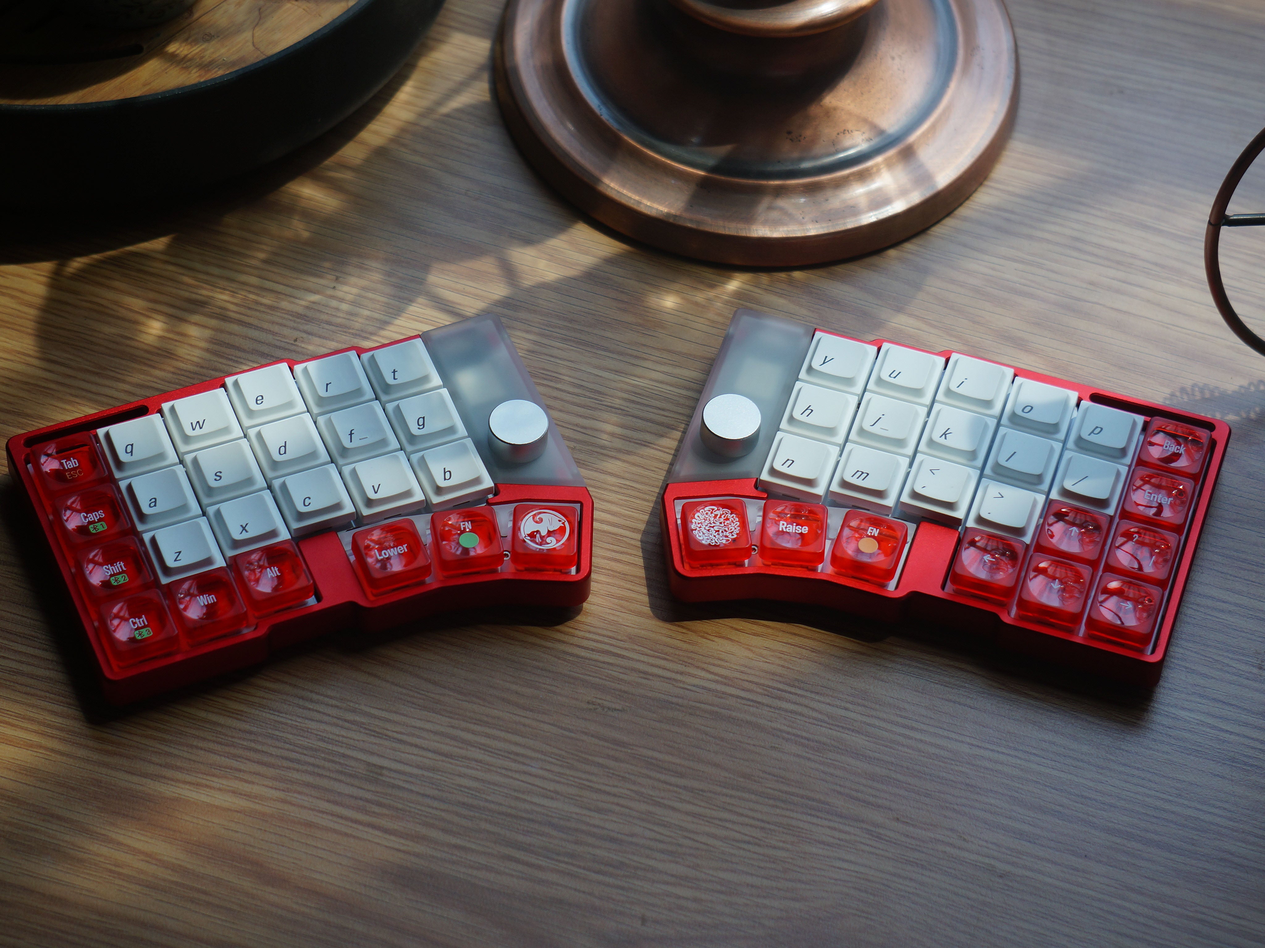 [Pre Order] Cornix Tented Low Profile Split Ergo Keyboard by JZF