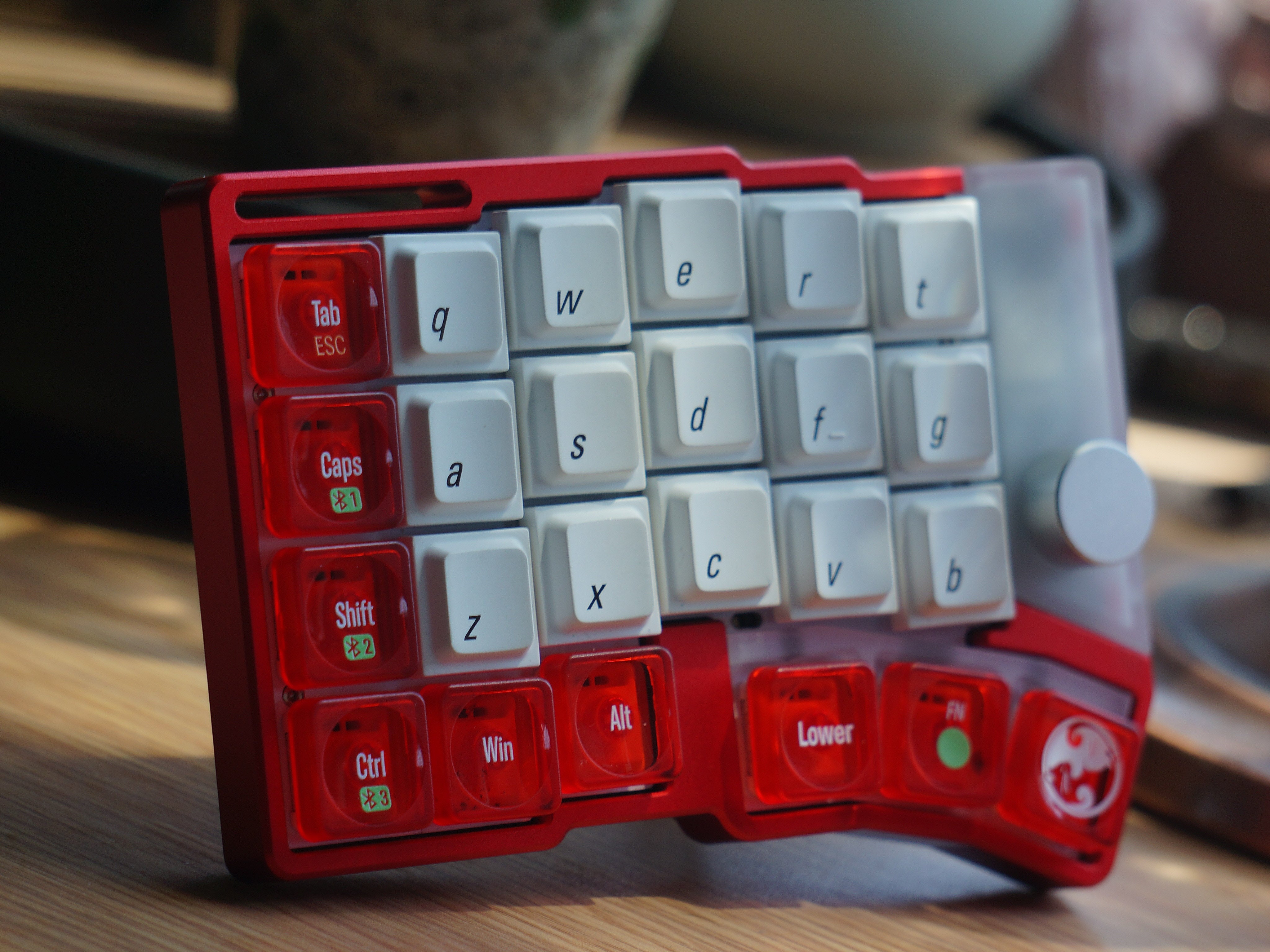 [Pre Order] Cornix Tented Low Profile Split Ergo Keyboard by JZF