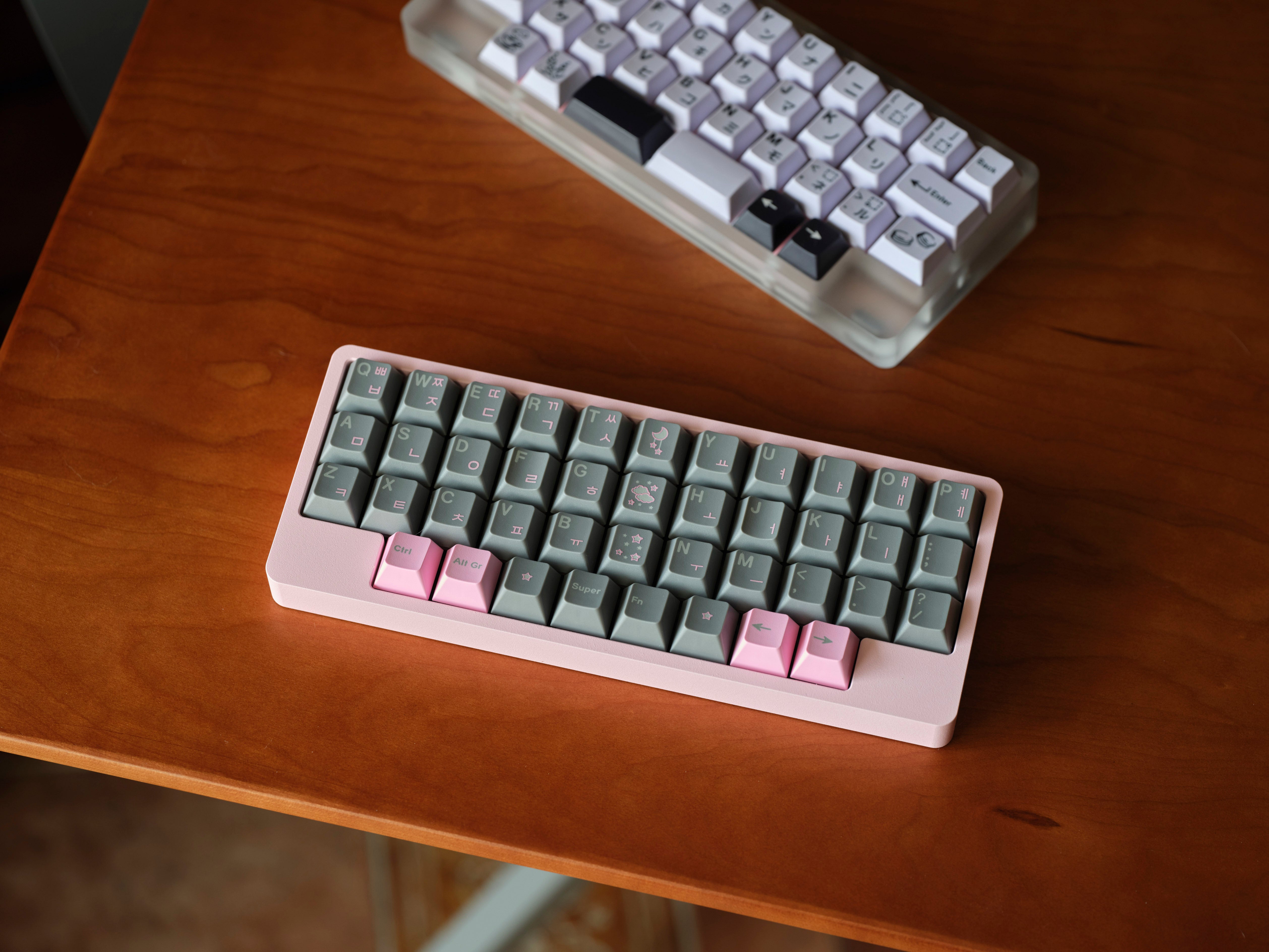 [Pre-Order] #34 40% Keyboard Kit by Niuniu