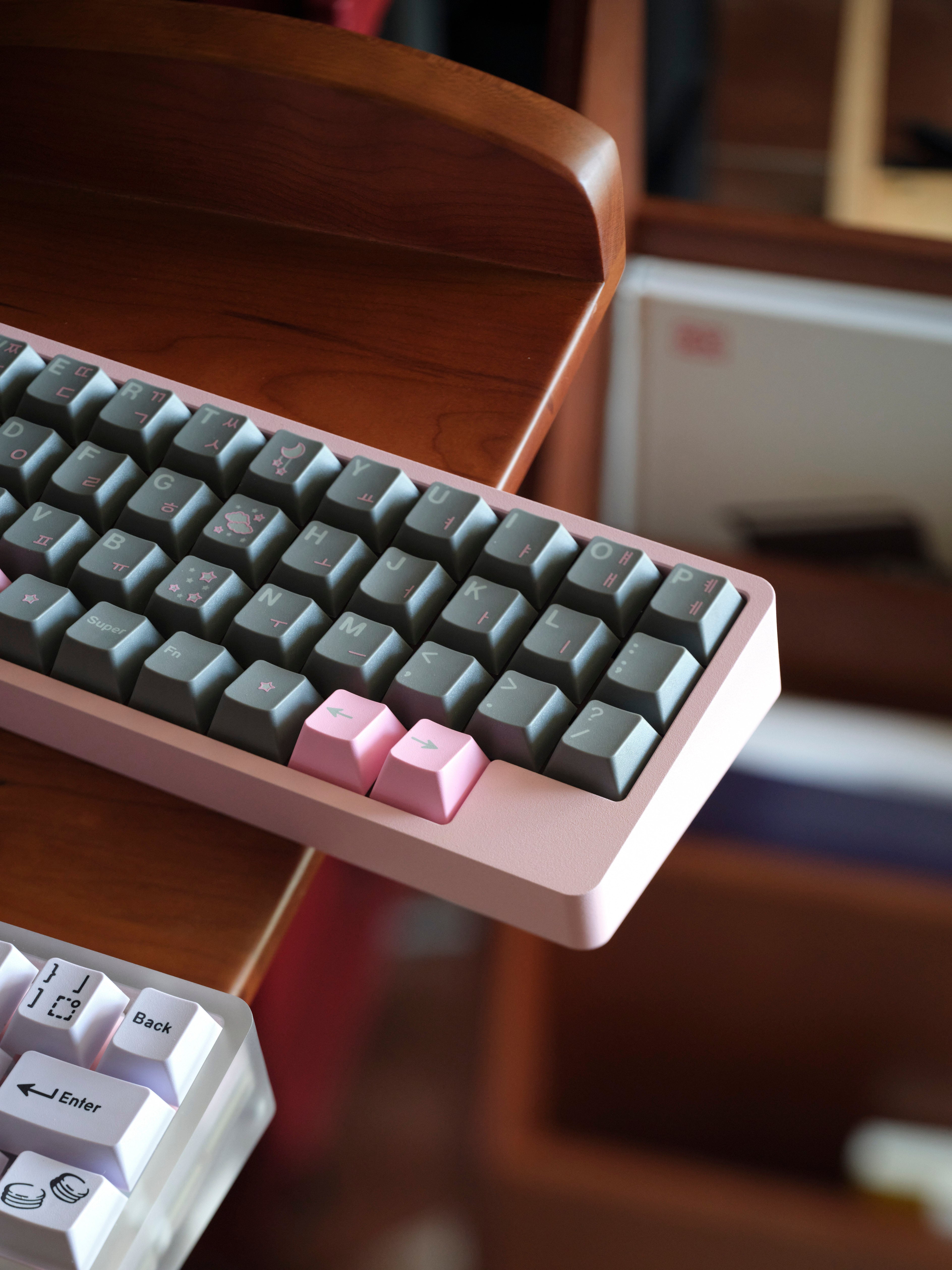 [Pre-Order] #34 40% Keyboard Kit by Niuniu