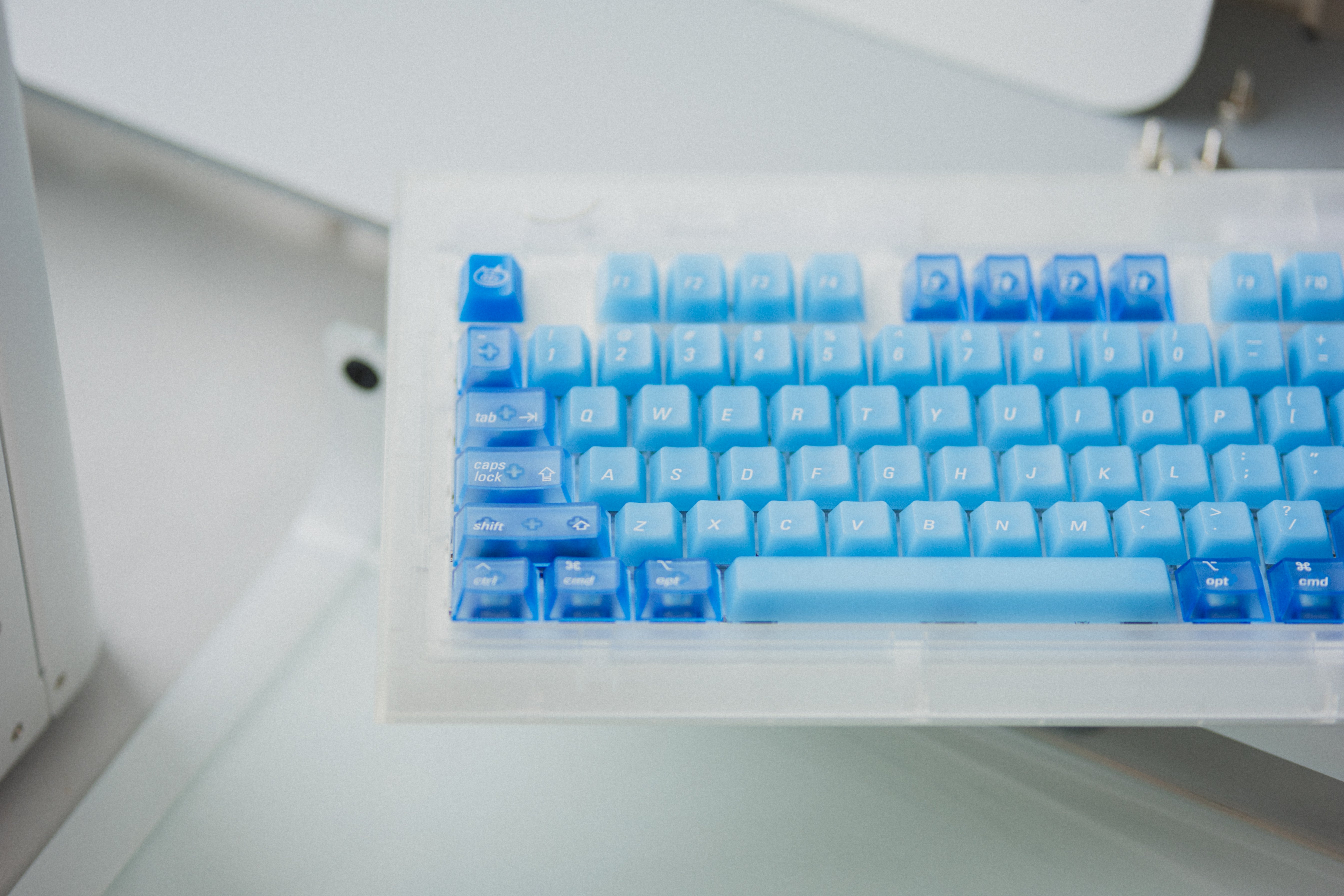 [In Stock] LeleDesign Ocean Blue Cherry Profile Keycaps Set