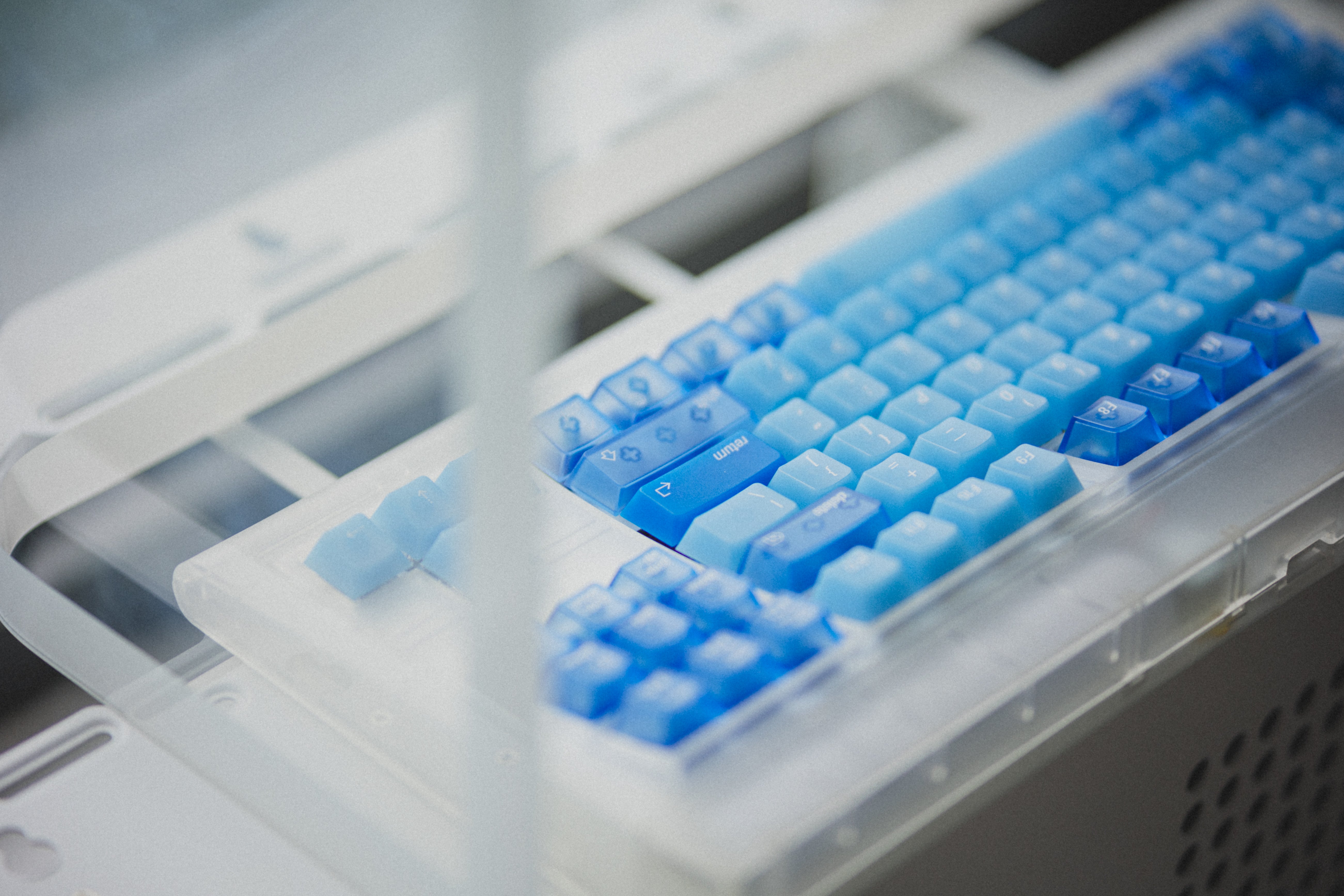 [In Stock] LeleDesign Ocean Blue Cherry Profile Keycaps Set