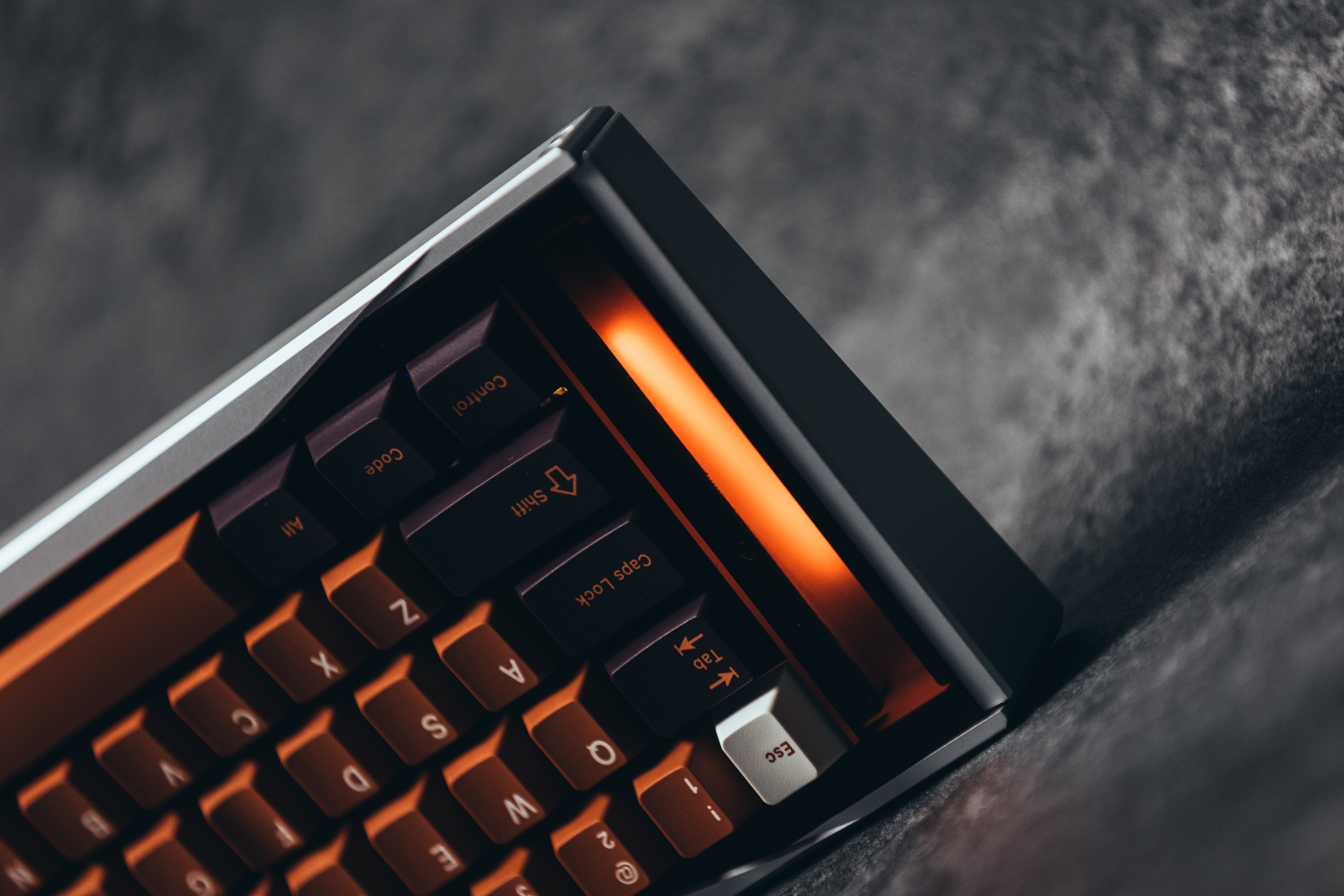 [Pre Order] Lelelab Maxum 65 Custom Keyboard Kit