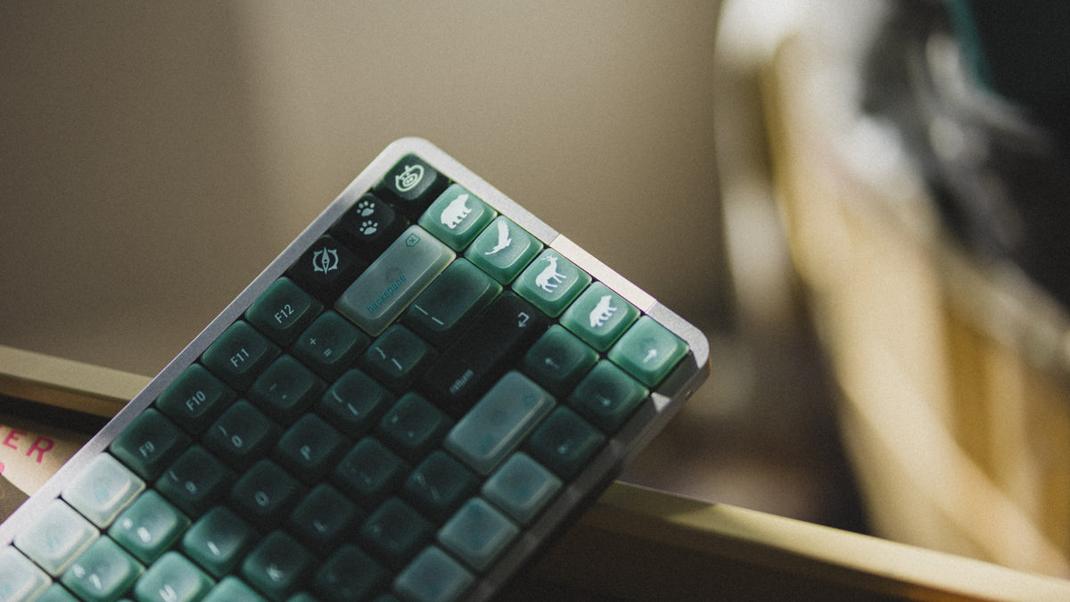 [In Stock] LeleDesign LowSup ForestGrey Keycaps Set