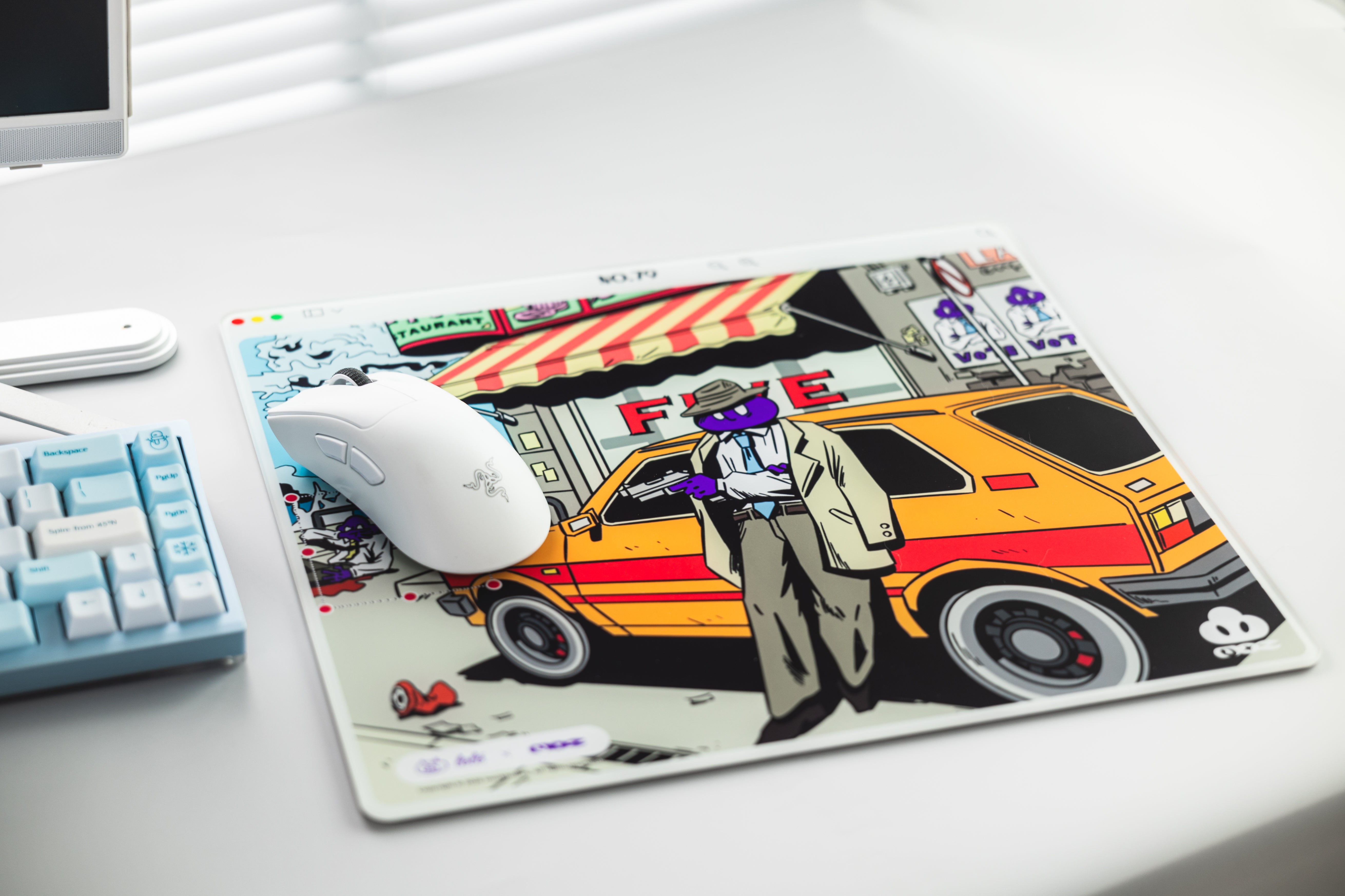 [In Stock] LeleDesign x Mozkito Leee Glass Mousepad