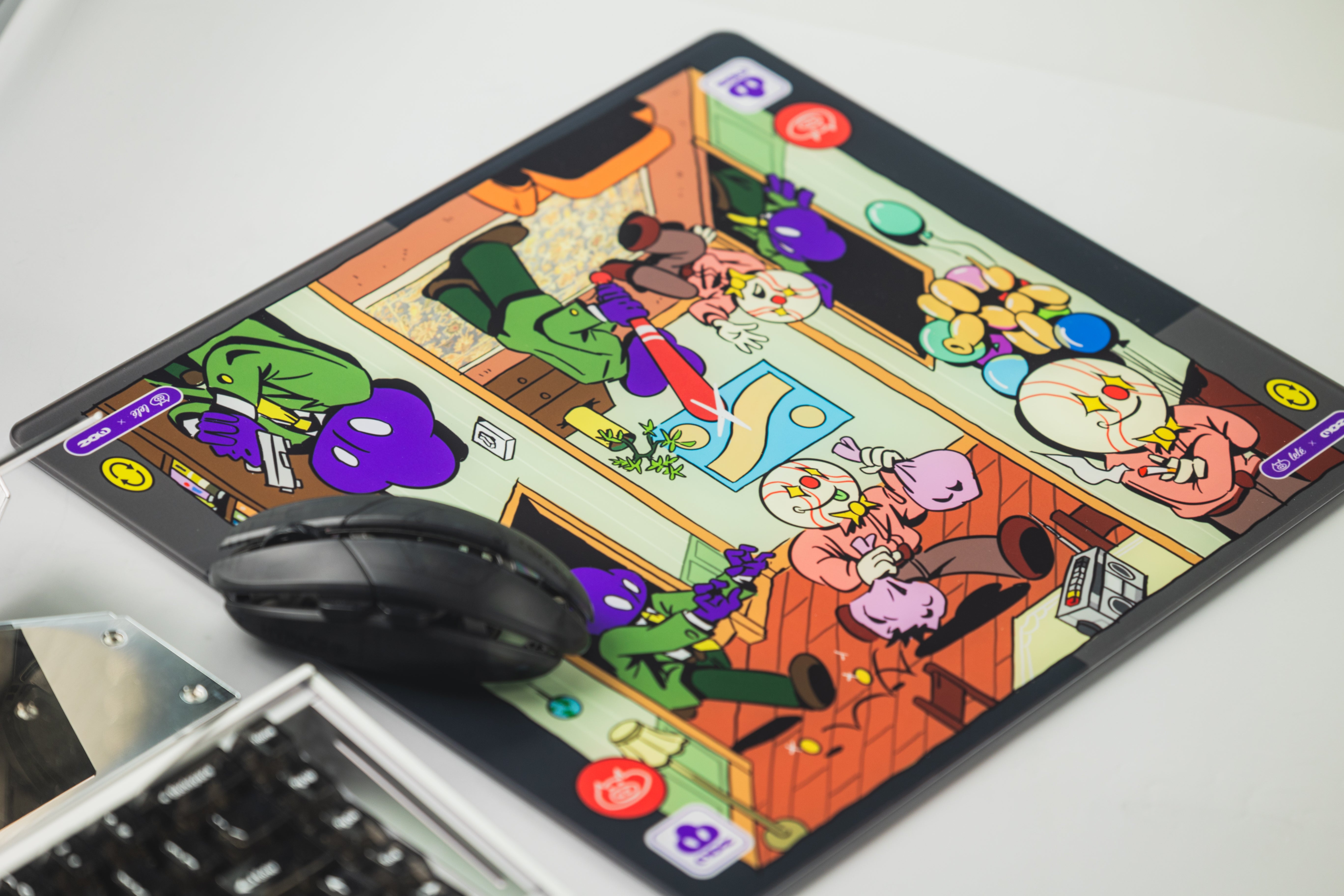 [In Stock] LeleDesign x Mozkito Leee Glass Mousepad