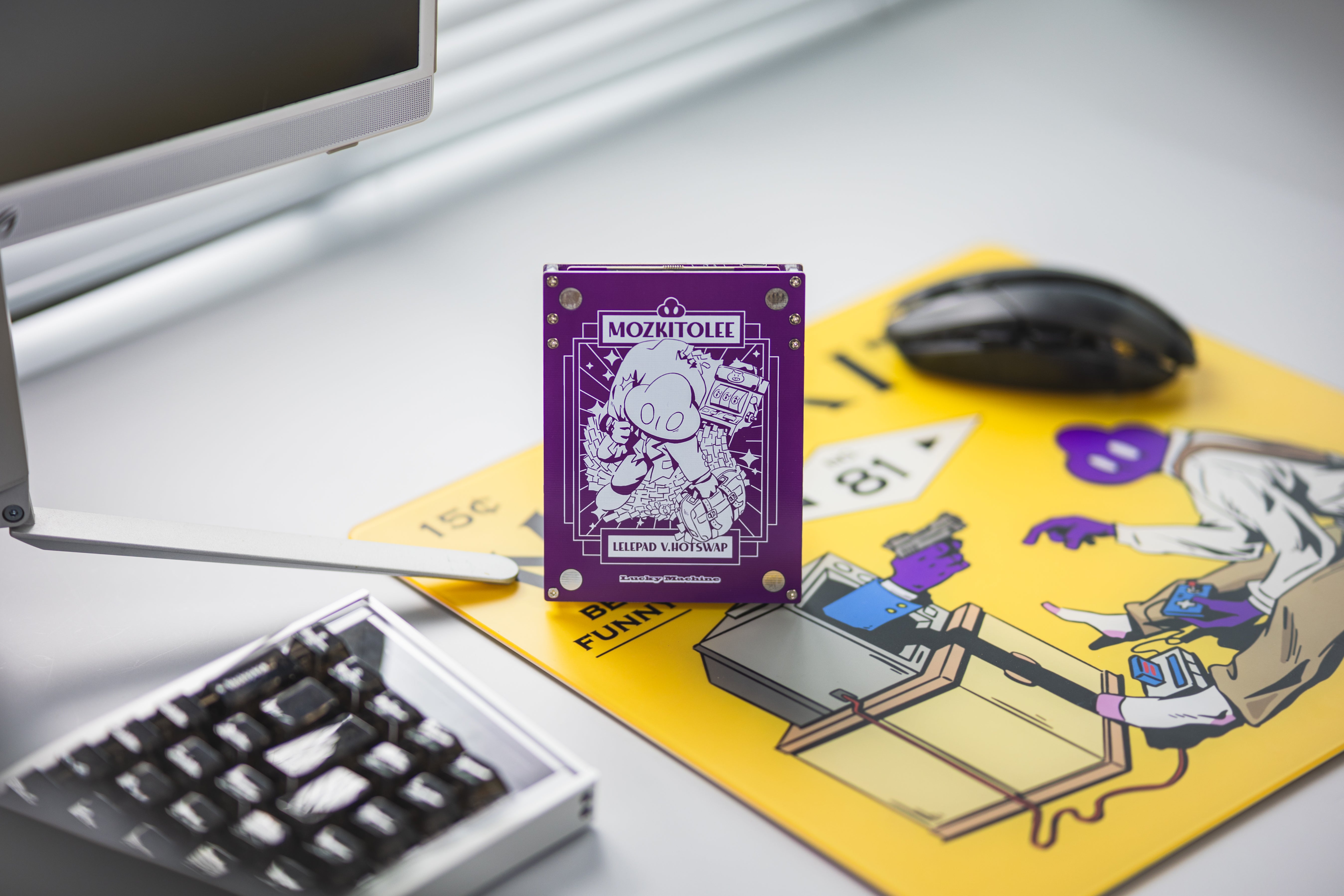 [In Stock] LeleDesign x Mozkito Leee Mechanical Numpad/Macropad