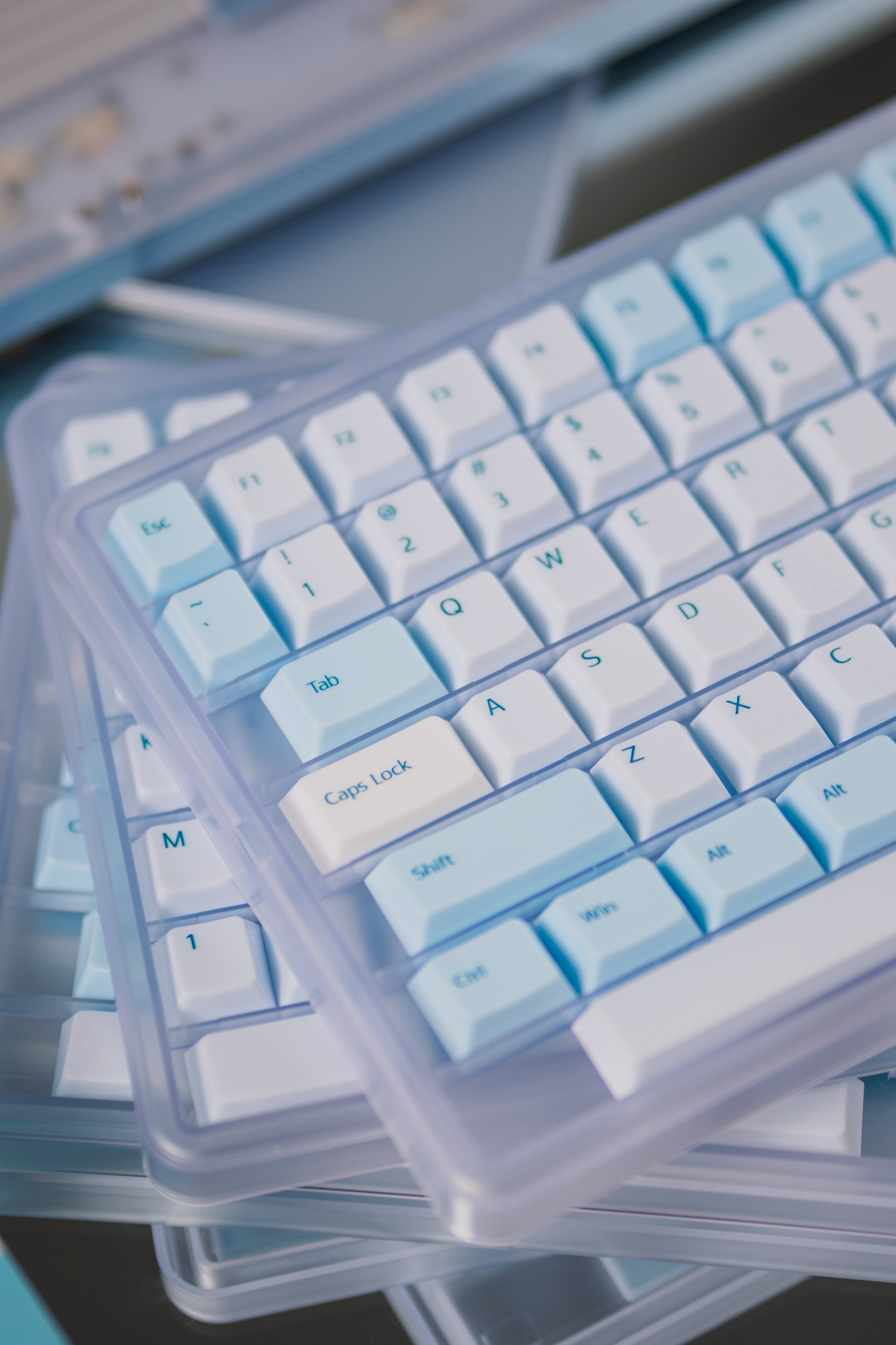 [In Stock] LeleLab x Cheese Snowspire Lake Keycaps Set