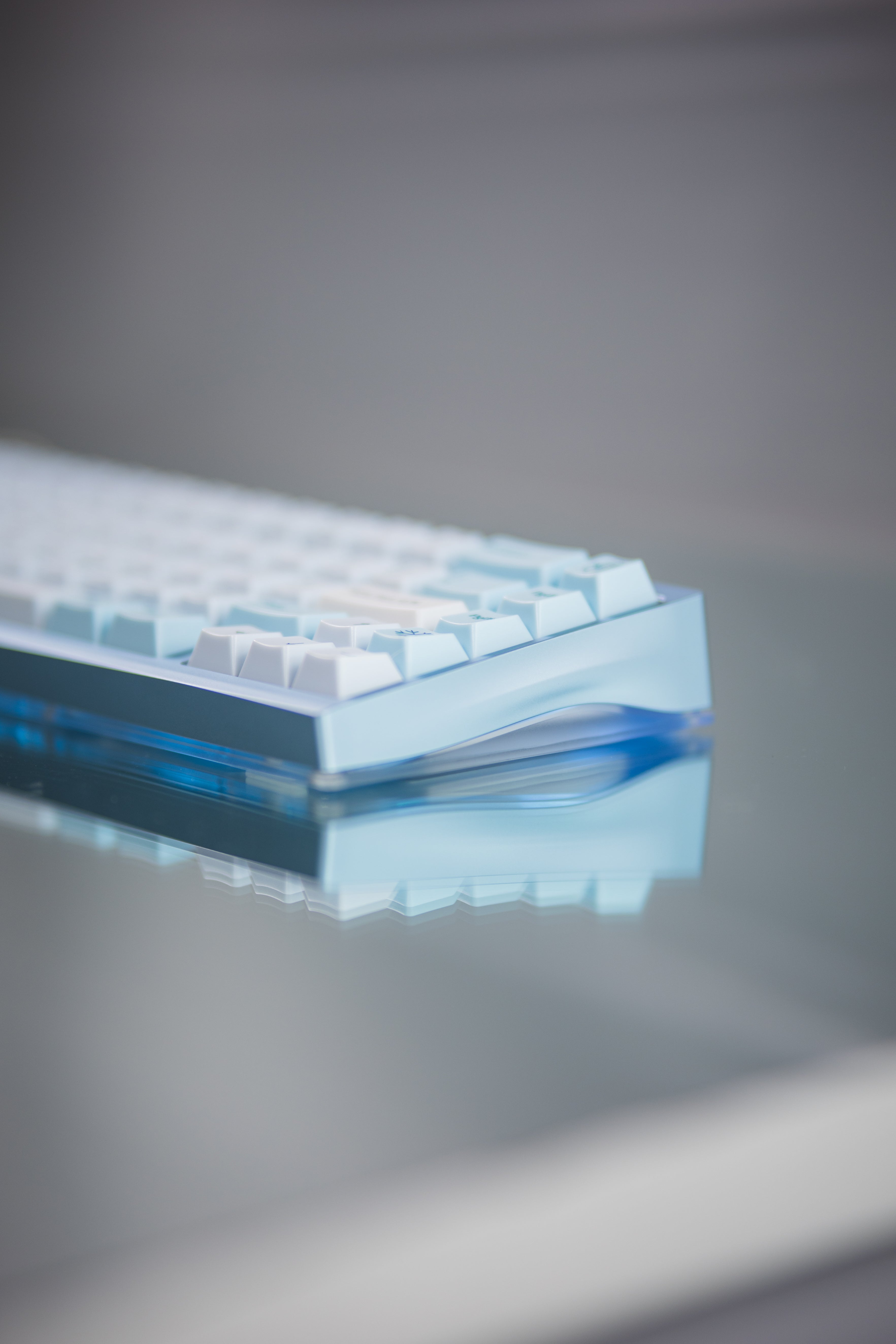 [In Stock] LeleLab x Cheese Snowspire Lake Keycaps Set