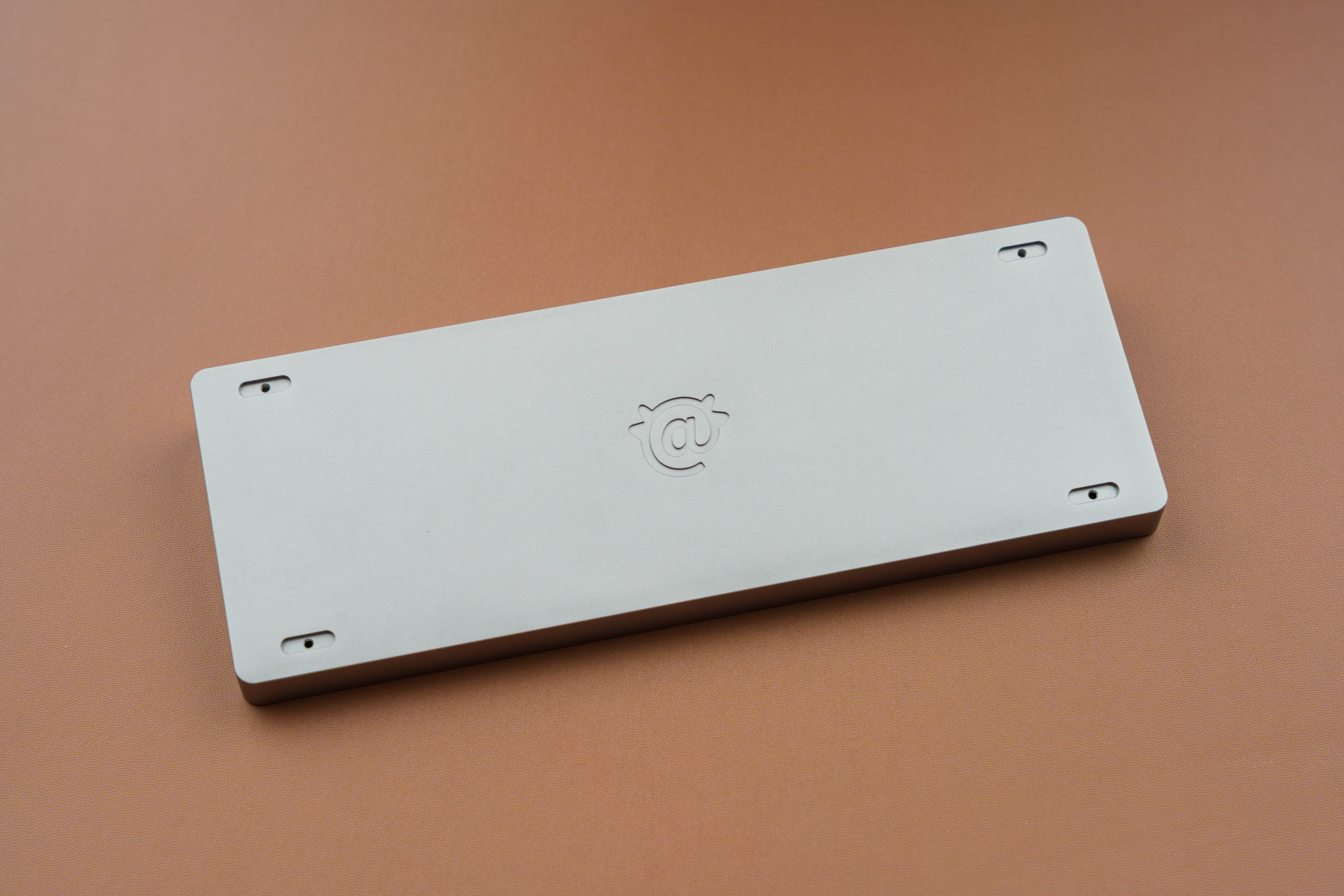 [In Stock] @40 40% Low Profile Keyboard Kit by Niuniu
