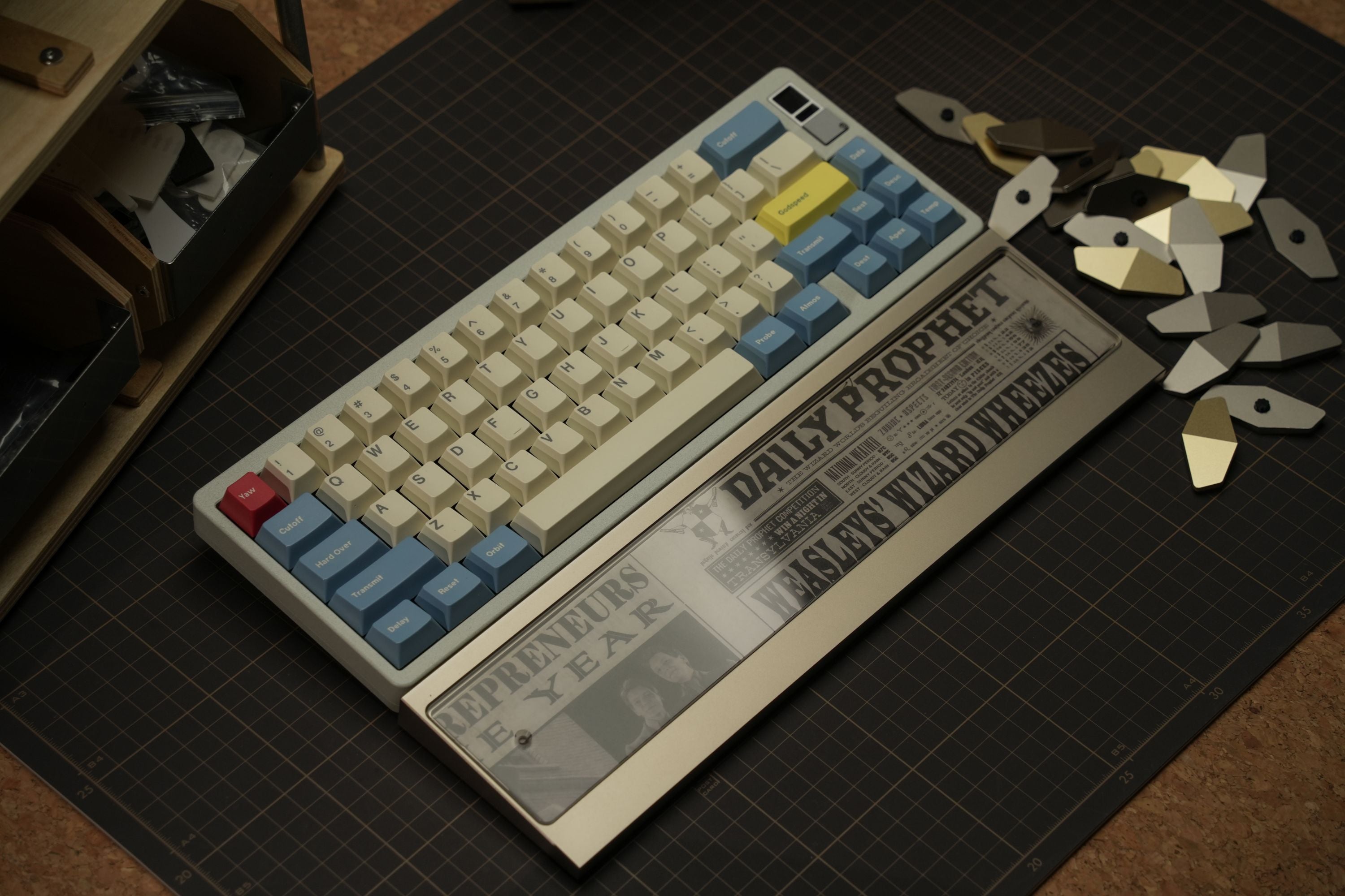 [In Stock] Dragon Scales Wrist Rest 65%-Silicone Connector Version