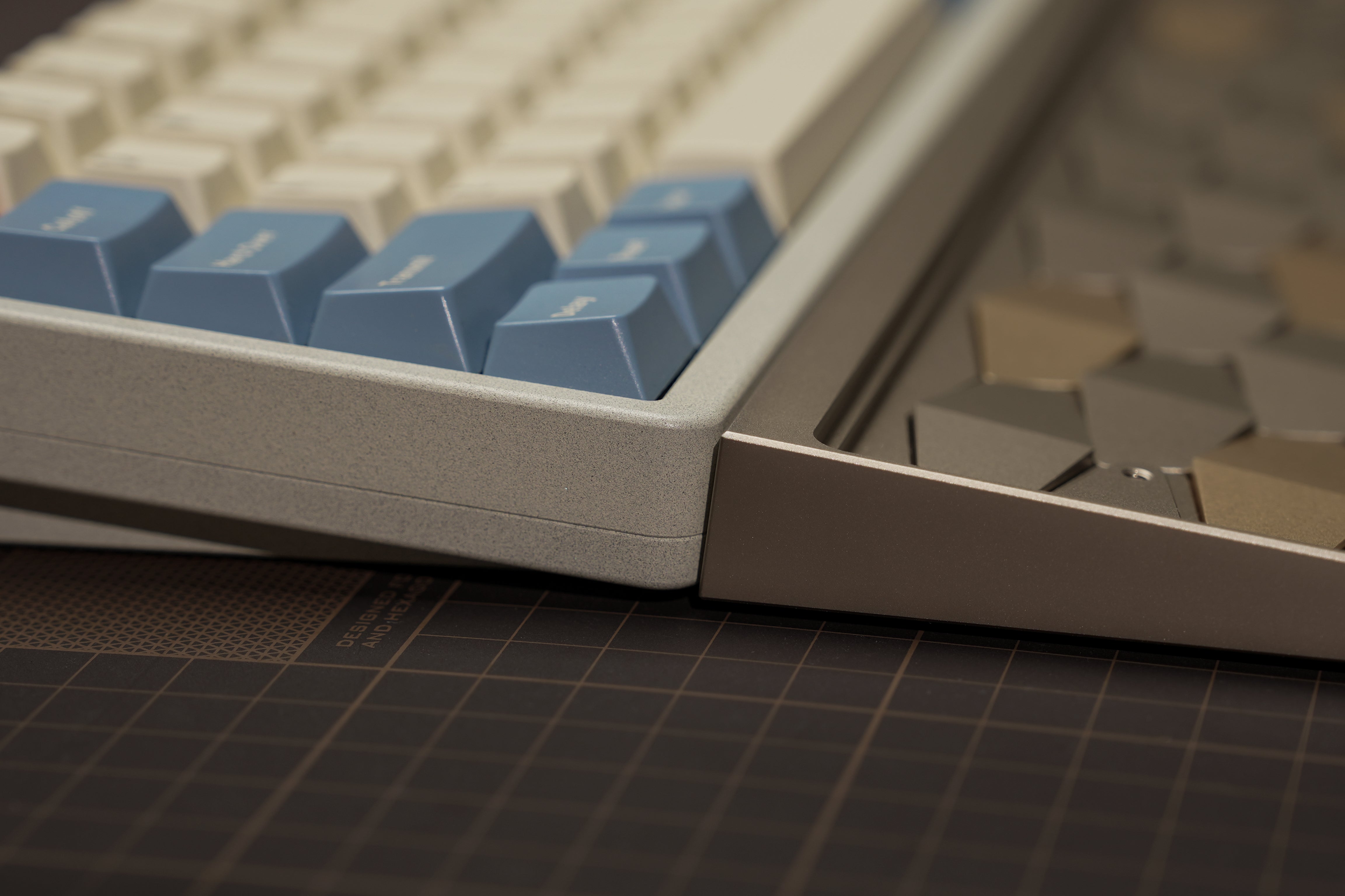 [In Stock] Dragon Scales Wrist Rest 65%-Silicone Connector Version