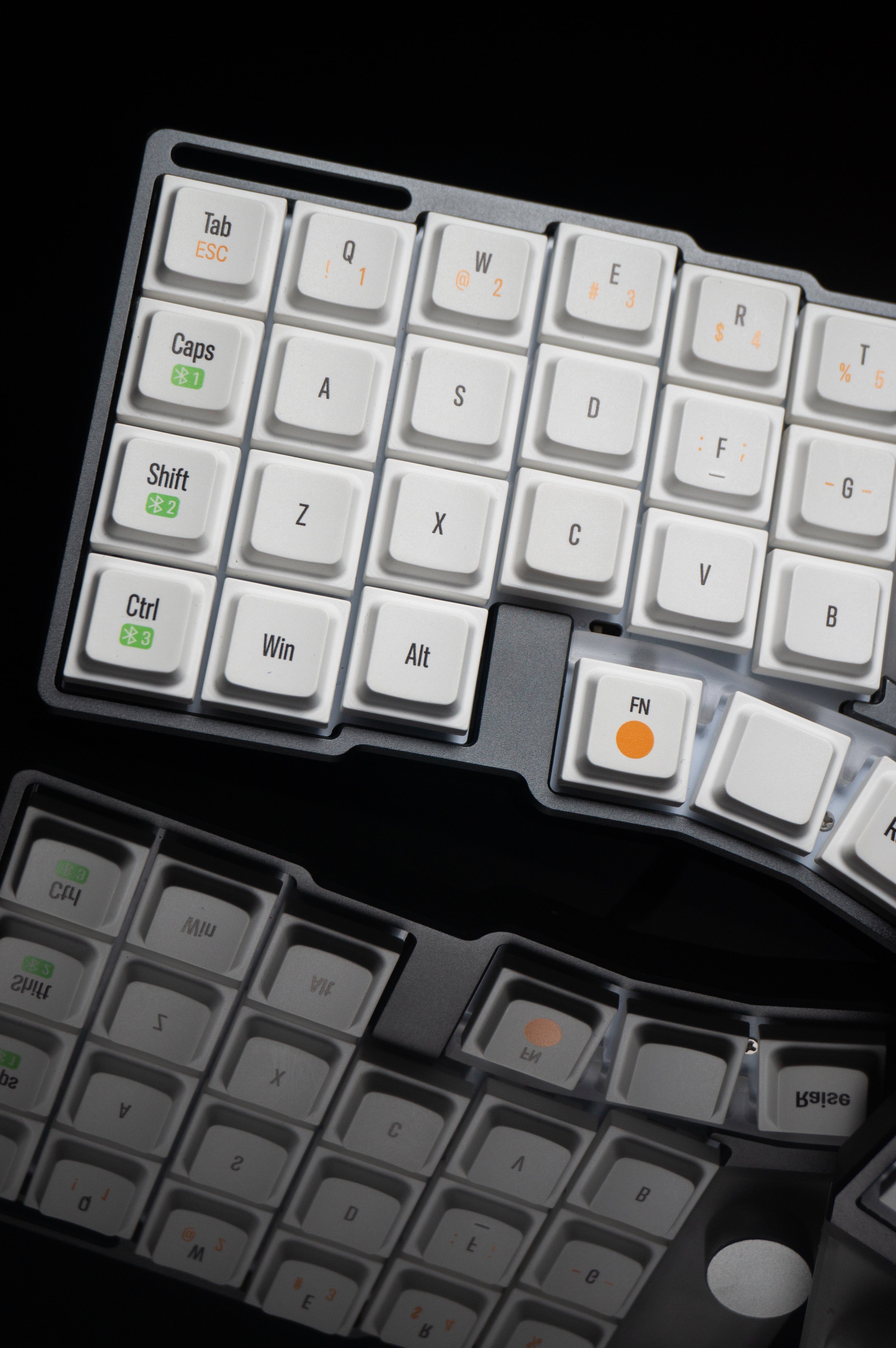 [Pre Order] Cornix Tented Low Profile Split Ergo Keyboard by JZF