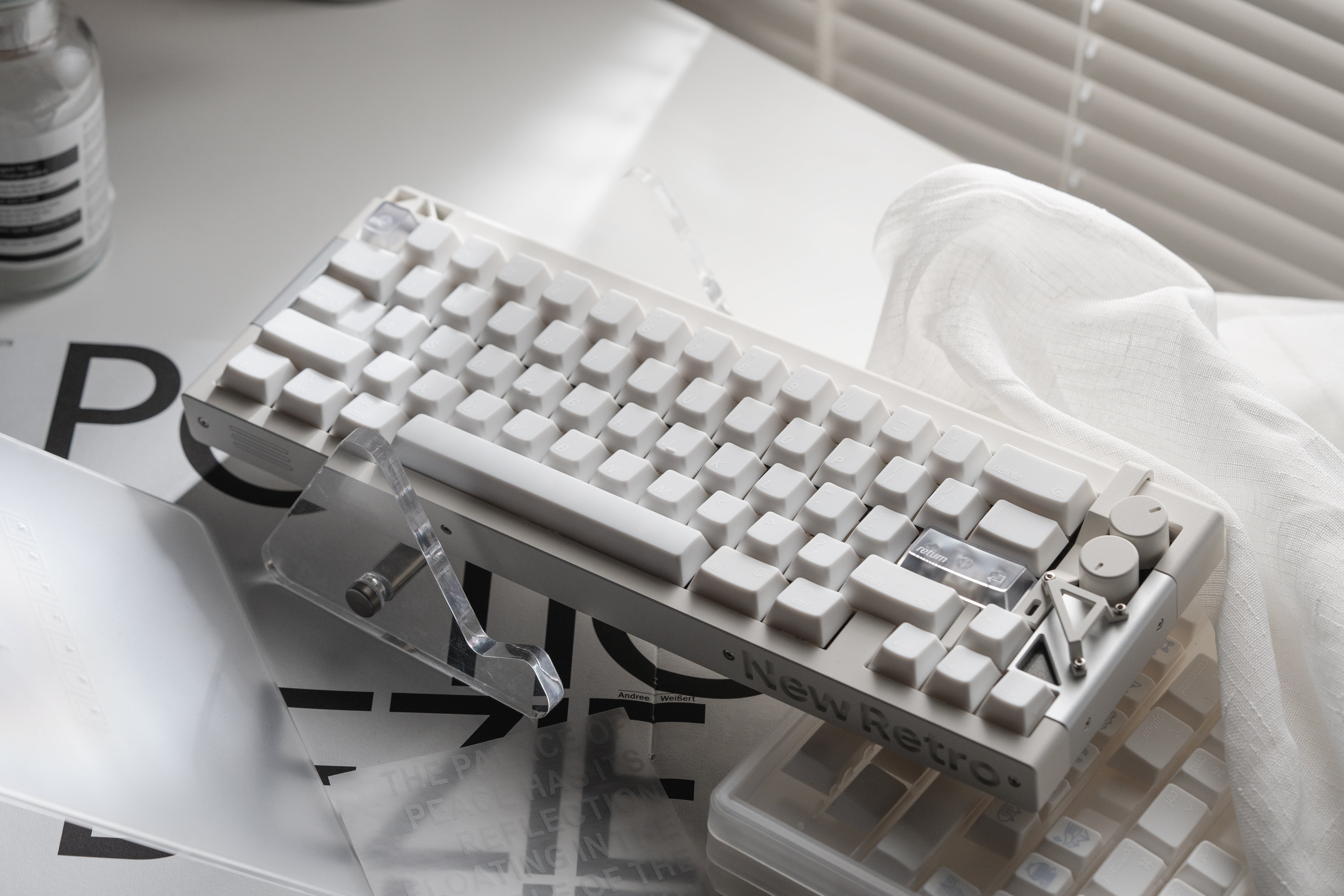 [In Stock] LeleLab Hokkaido White Keycap Set