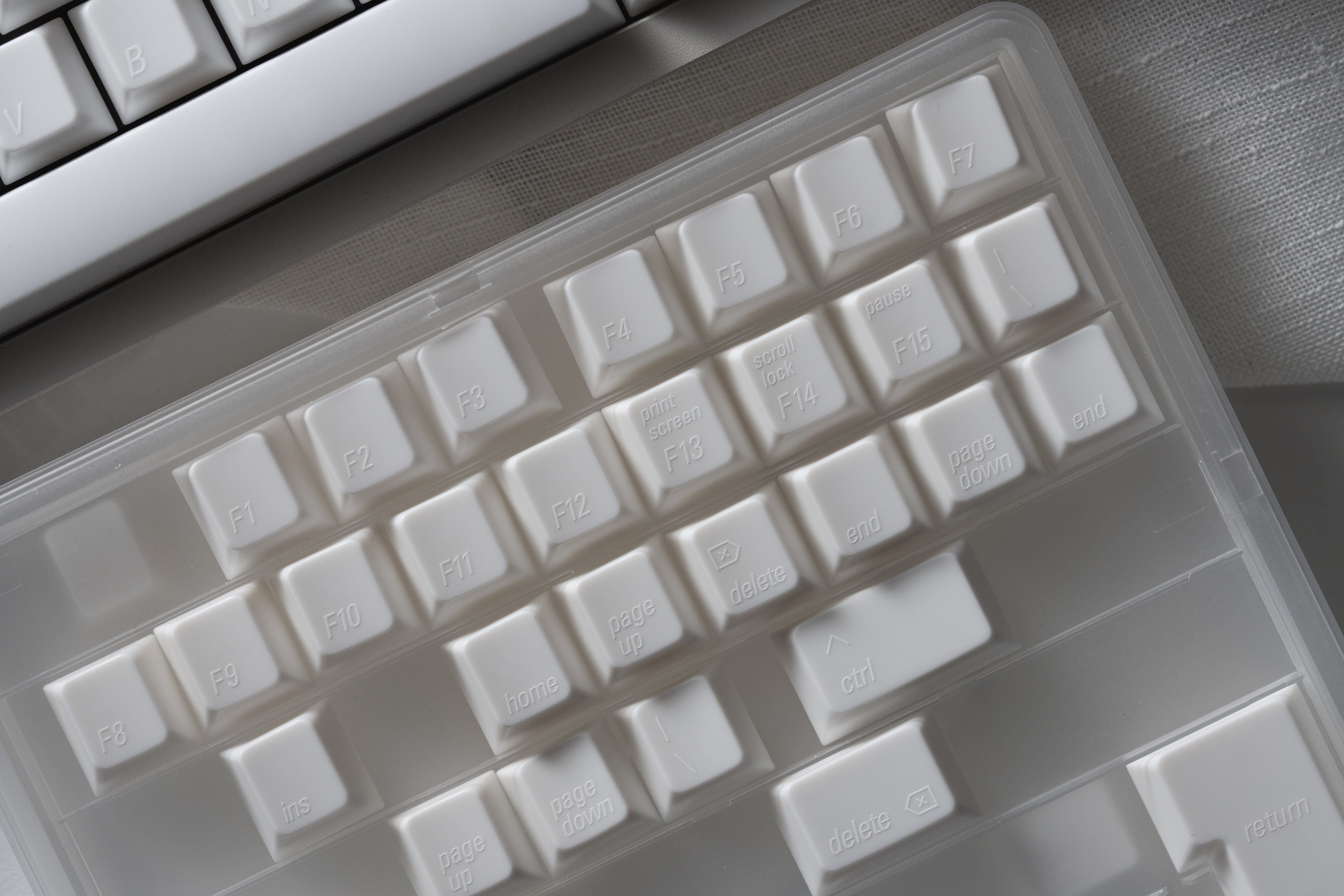 [In Stock] LeleLab Hokkaido White Keycap Set