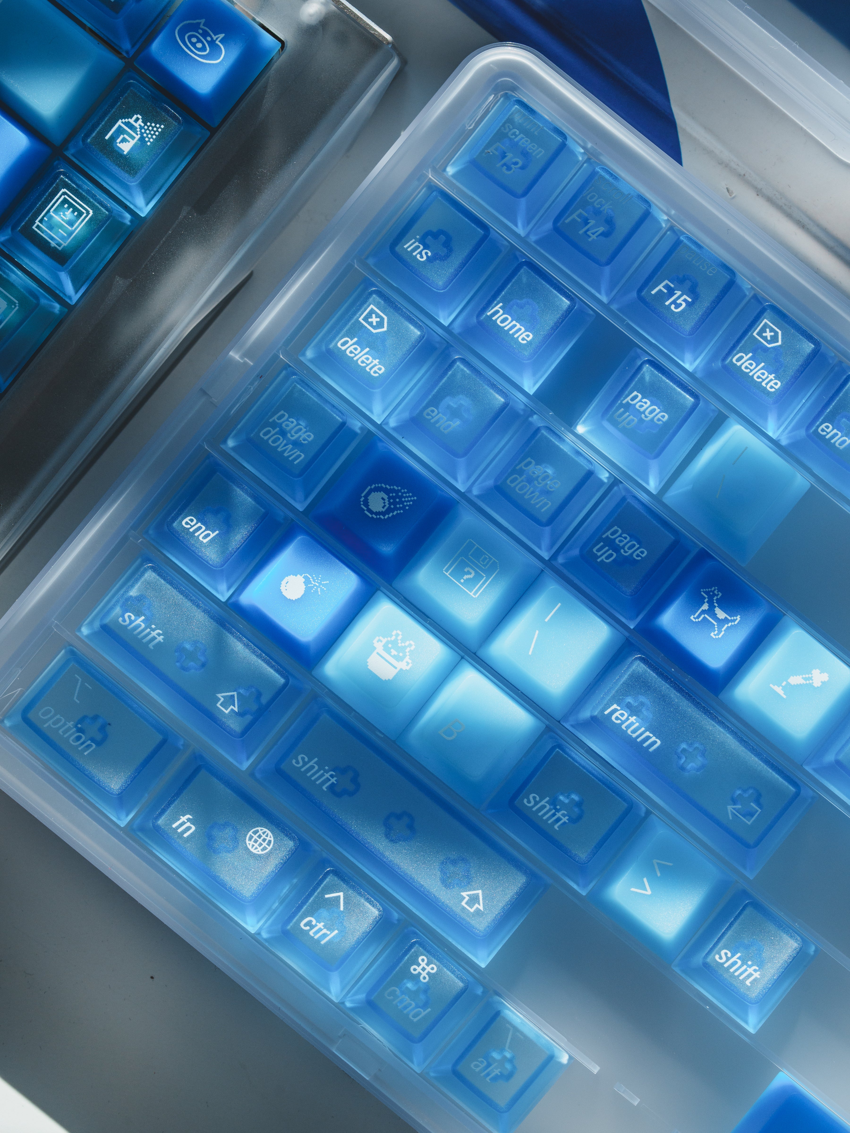 [In Stock] LeleDesign Ocean Blue Cherry Profile Keycaps Set