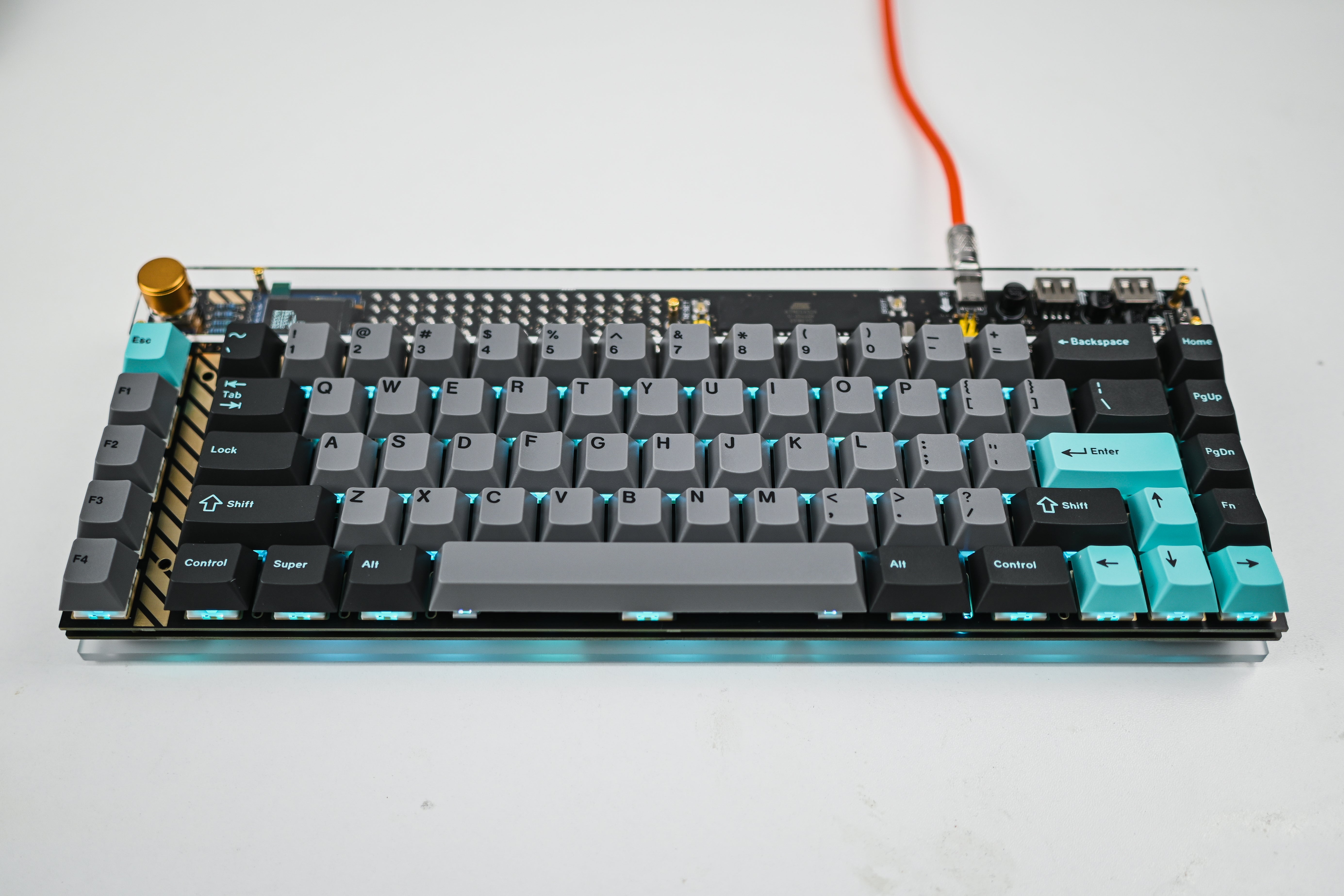 [In Stock] Lelelab Y2K 76 x GMK Electric PreBuilt Ready-to-use Keyboard