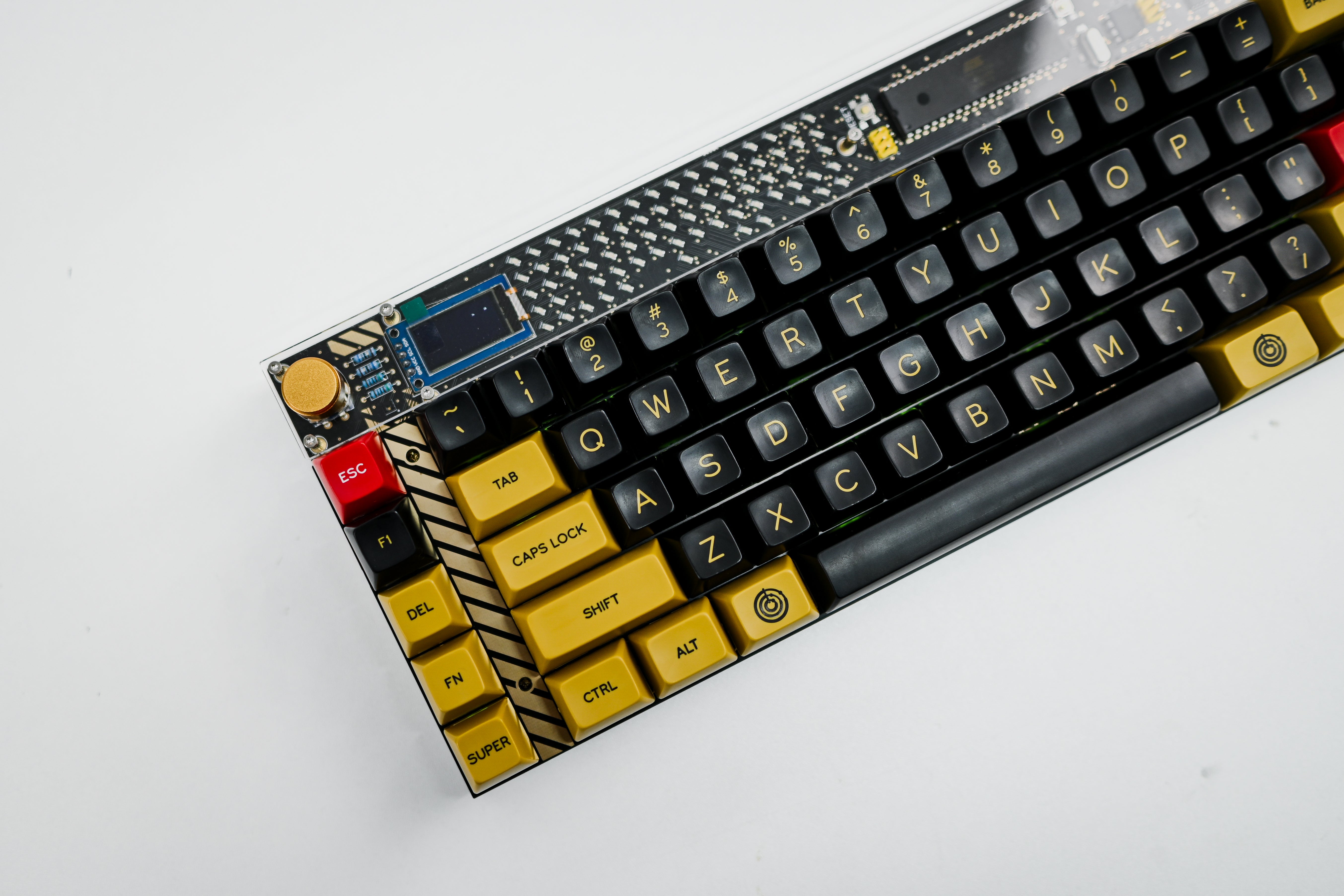 [In Stock] Lelelab Y2K 76 x SA Strong Spirit PreBuilt Ready-to-use Keyboard