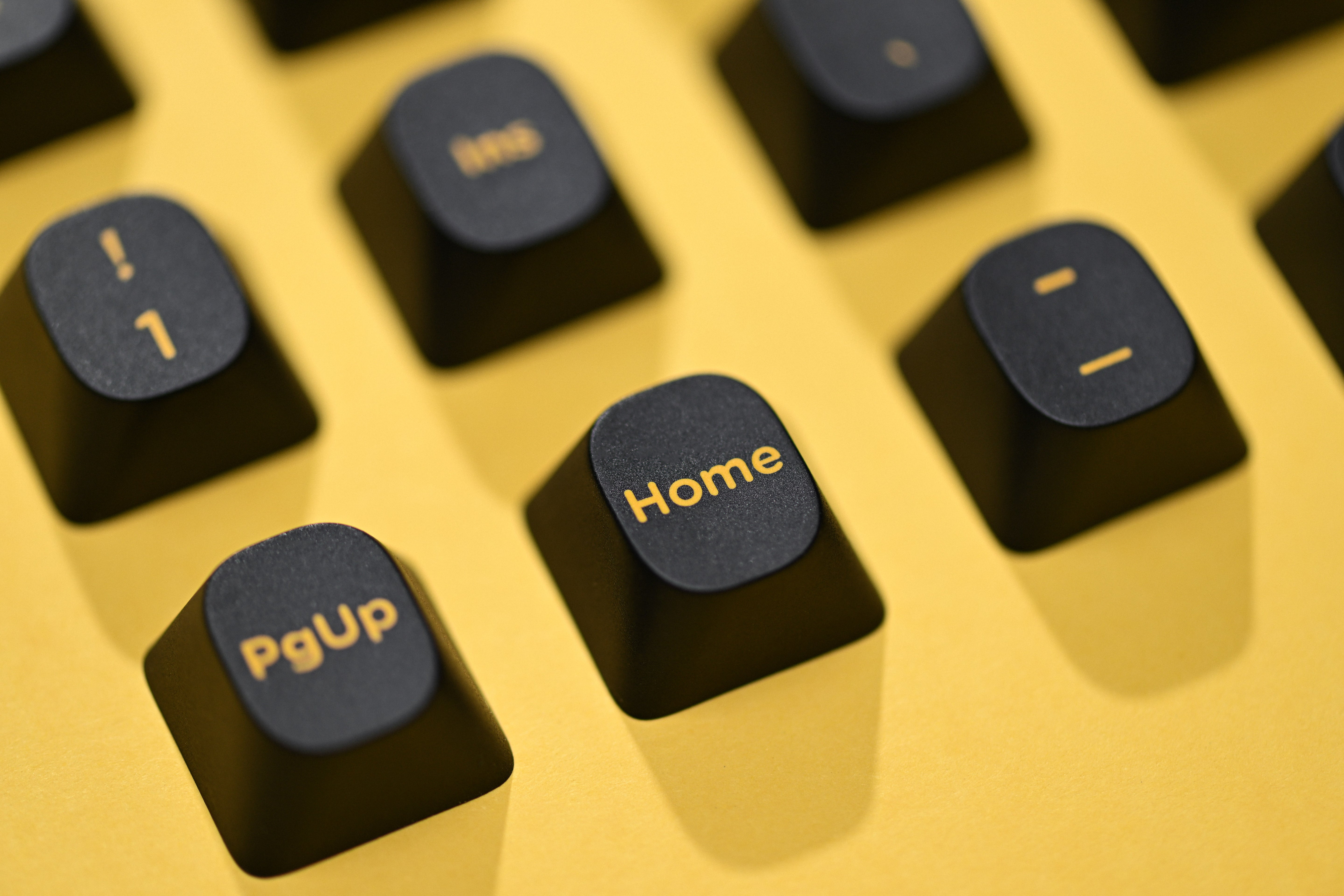 [In Stock] RAMA CAPS Keycap Sets