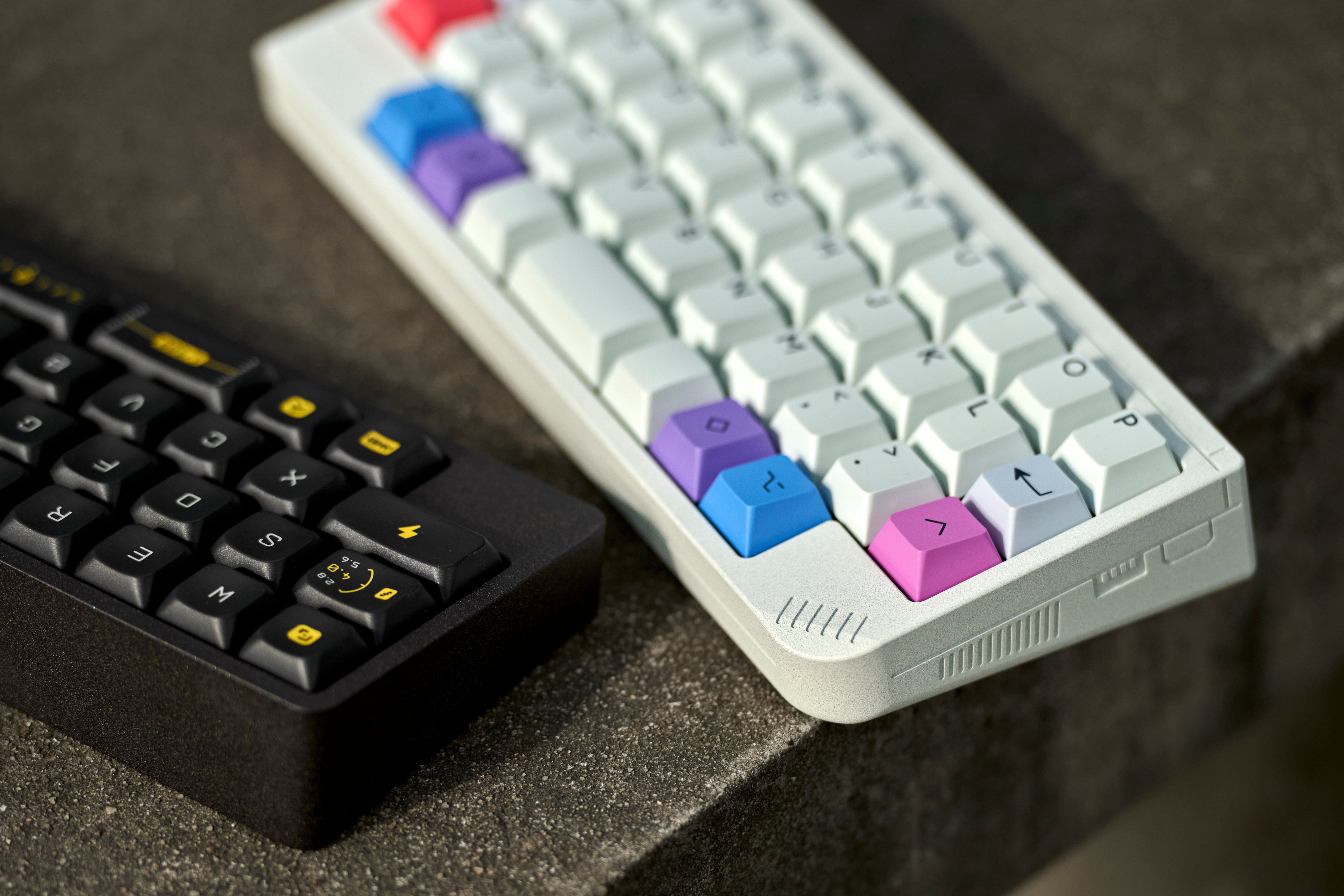 [Pre-Order] GB34 40% Keyboard Kit by Niuniu