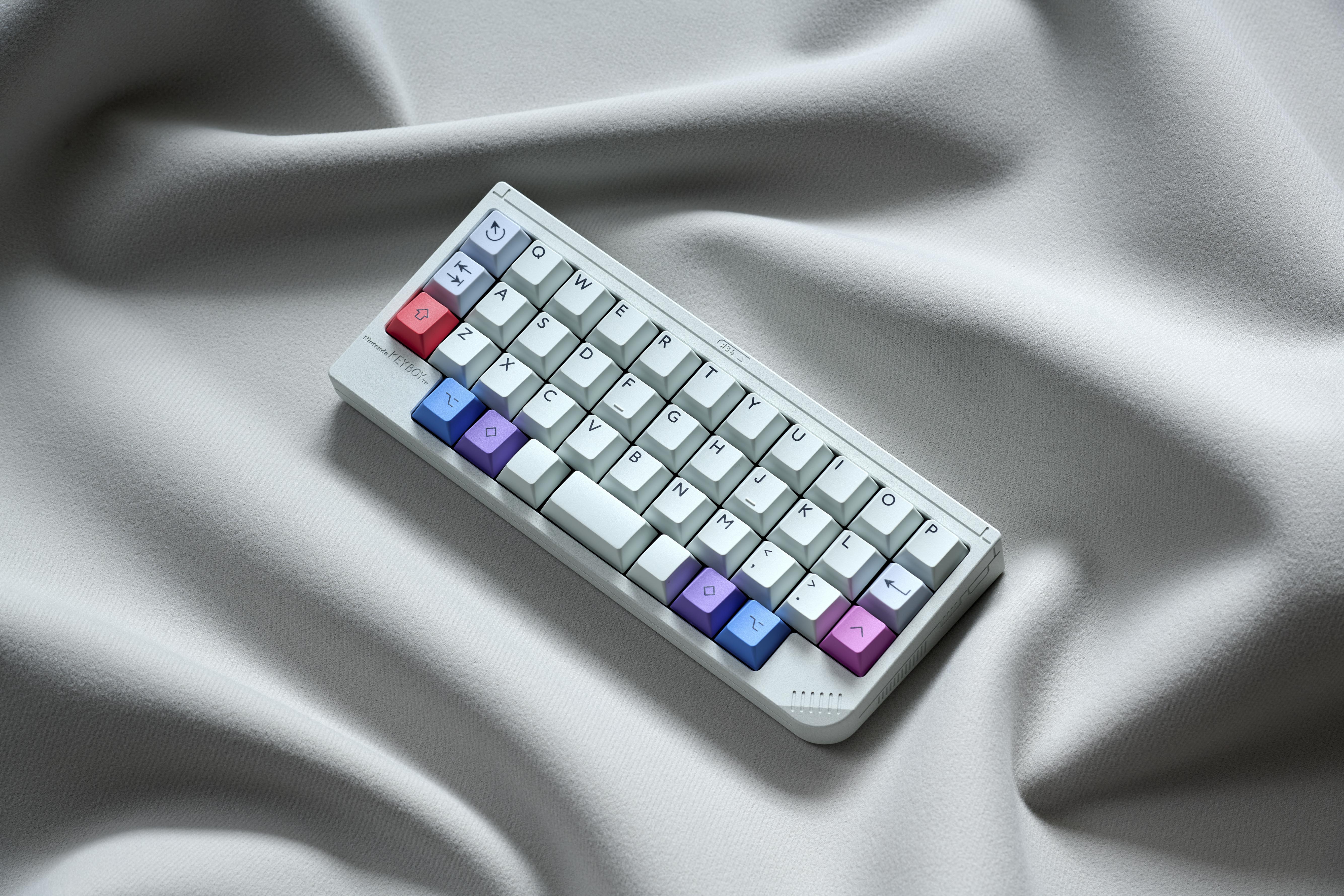 [Pre-Order] GB34 40% Keyboard Kit by Niuniu