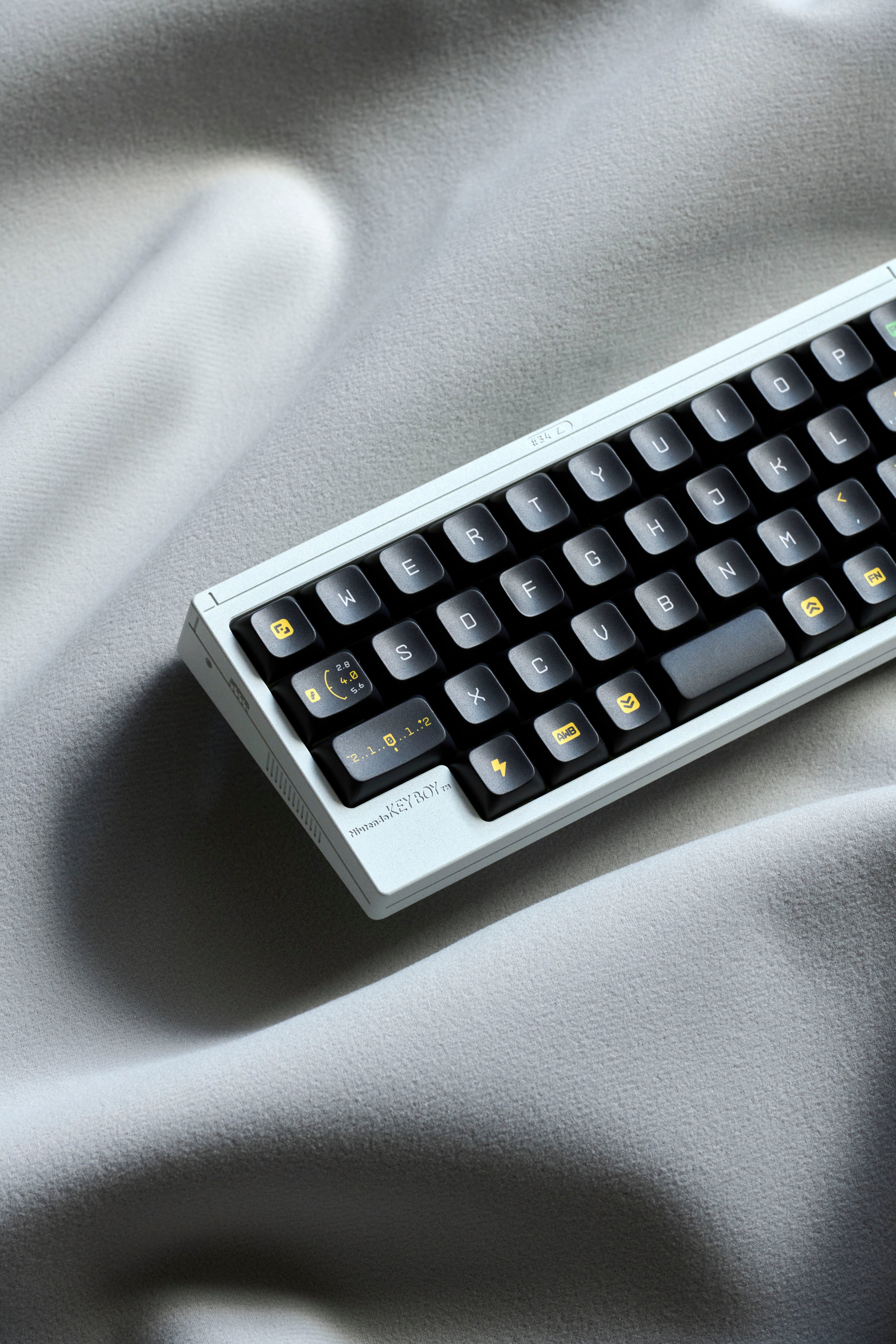 [Pre-Order] GB34 40% Keyboard Kit by Niuniu