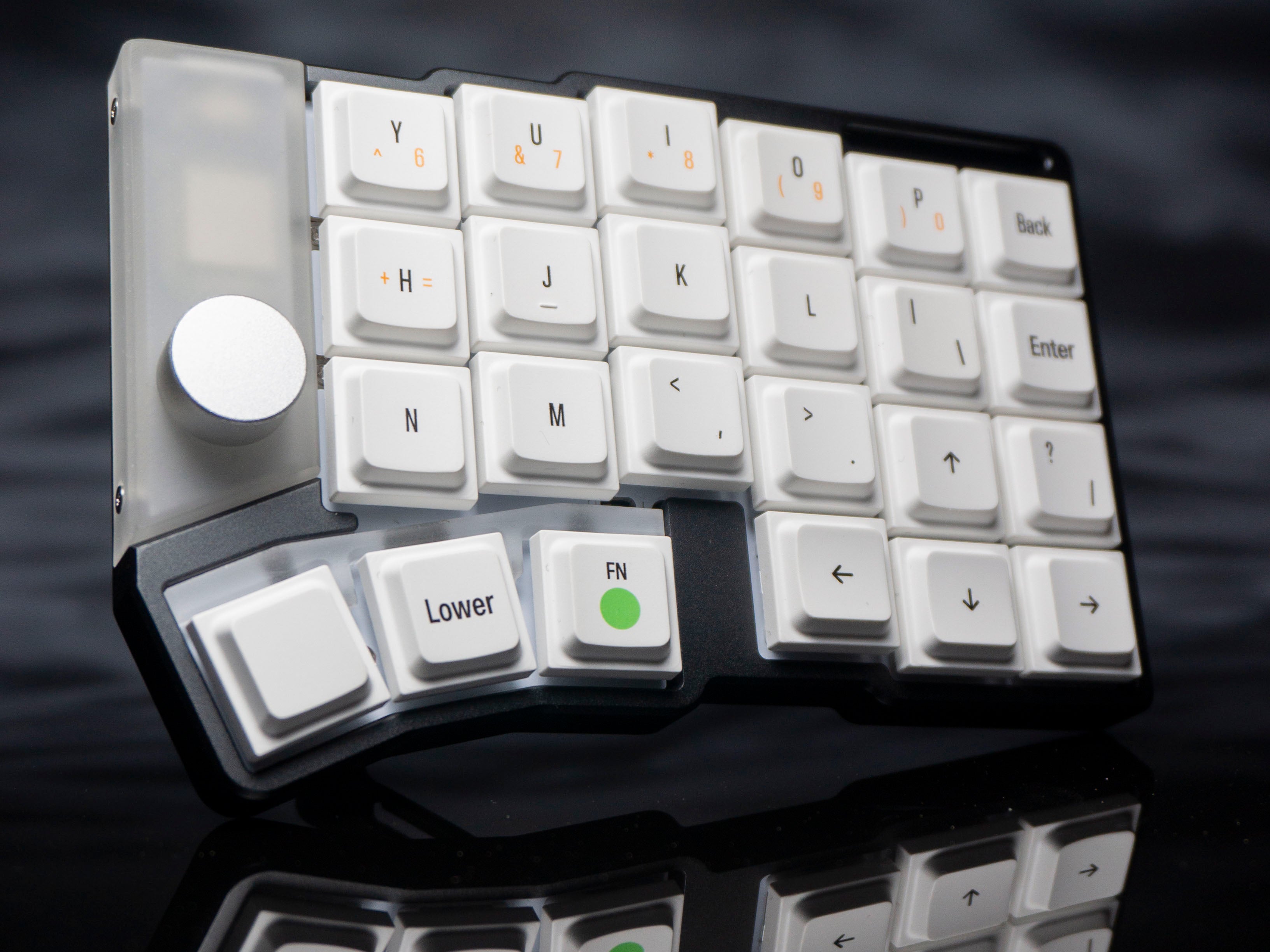 [Pre Order] Cornix Tented Low Profile Split Ergo Keyboard by JZF