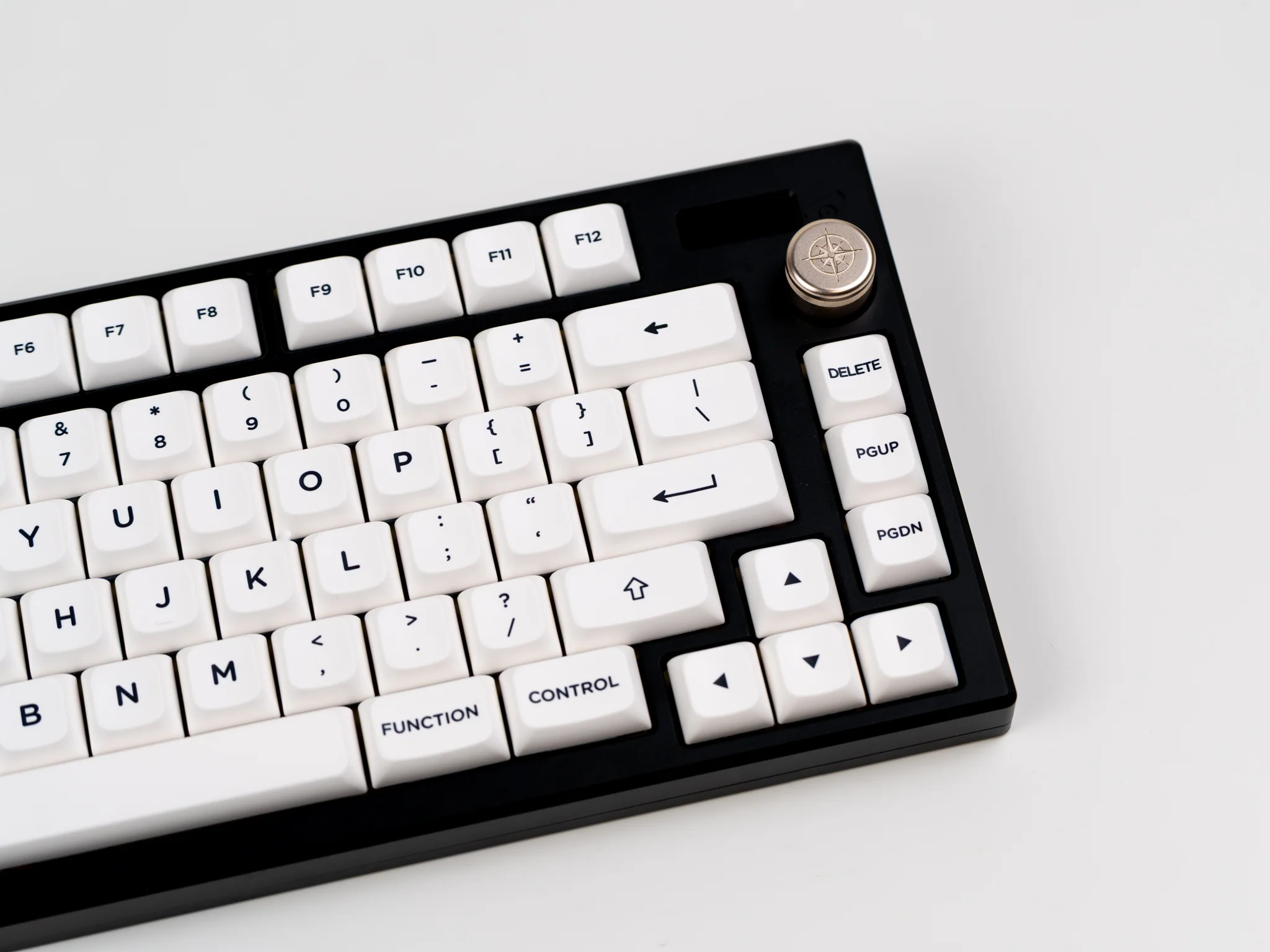 [In Stock] PBS Black on White