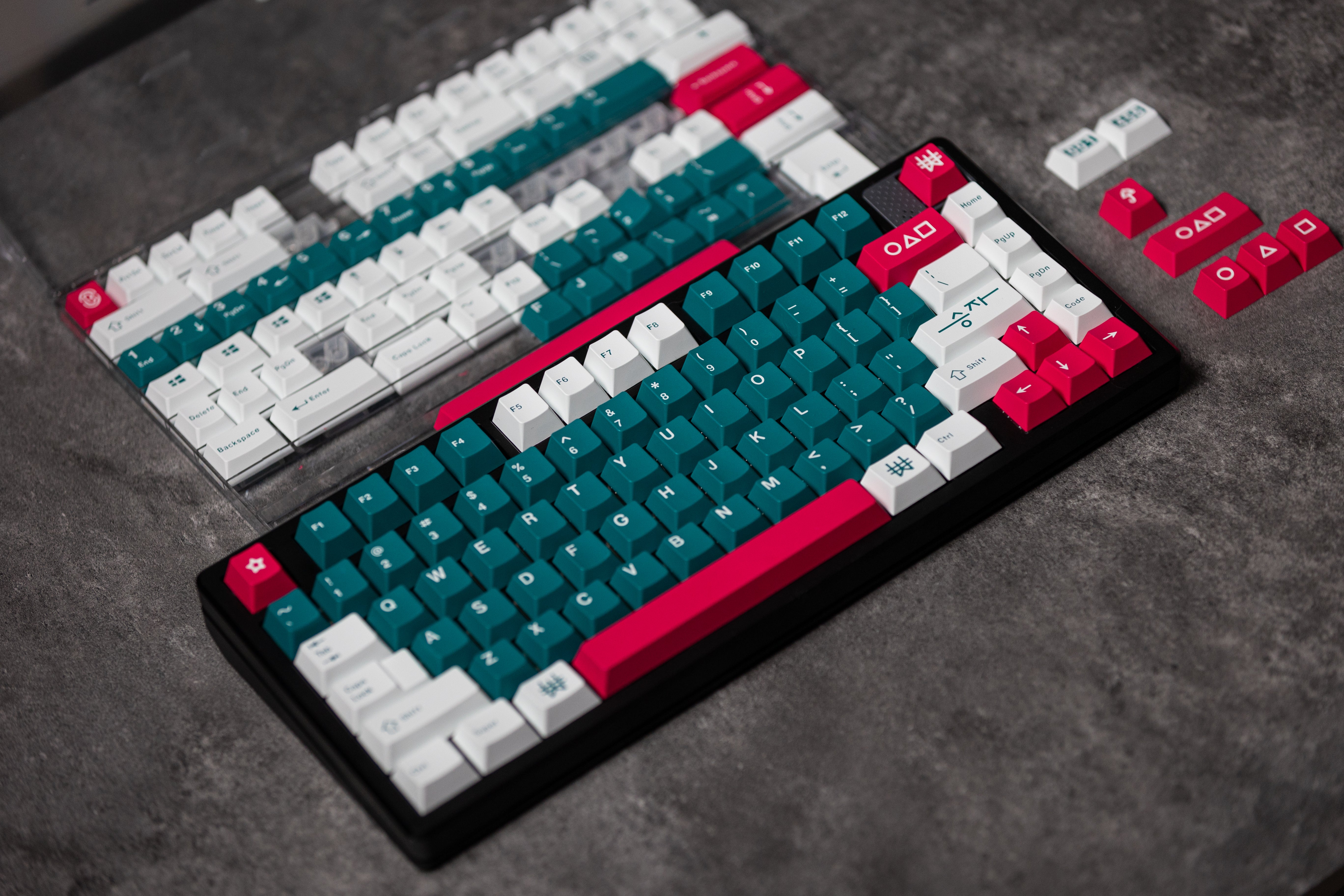 JTK Winner Keycap Set - Thumbnail 4