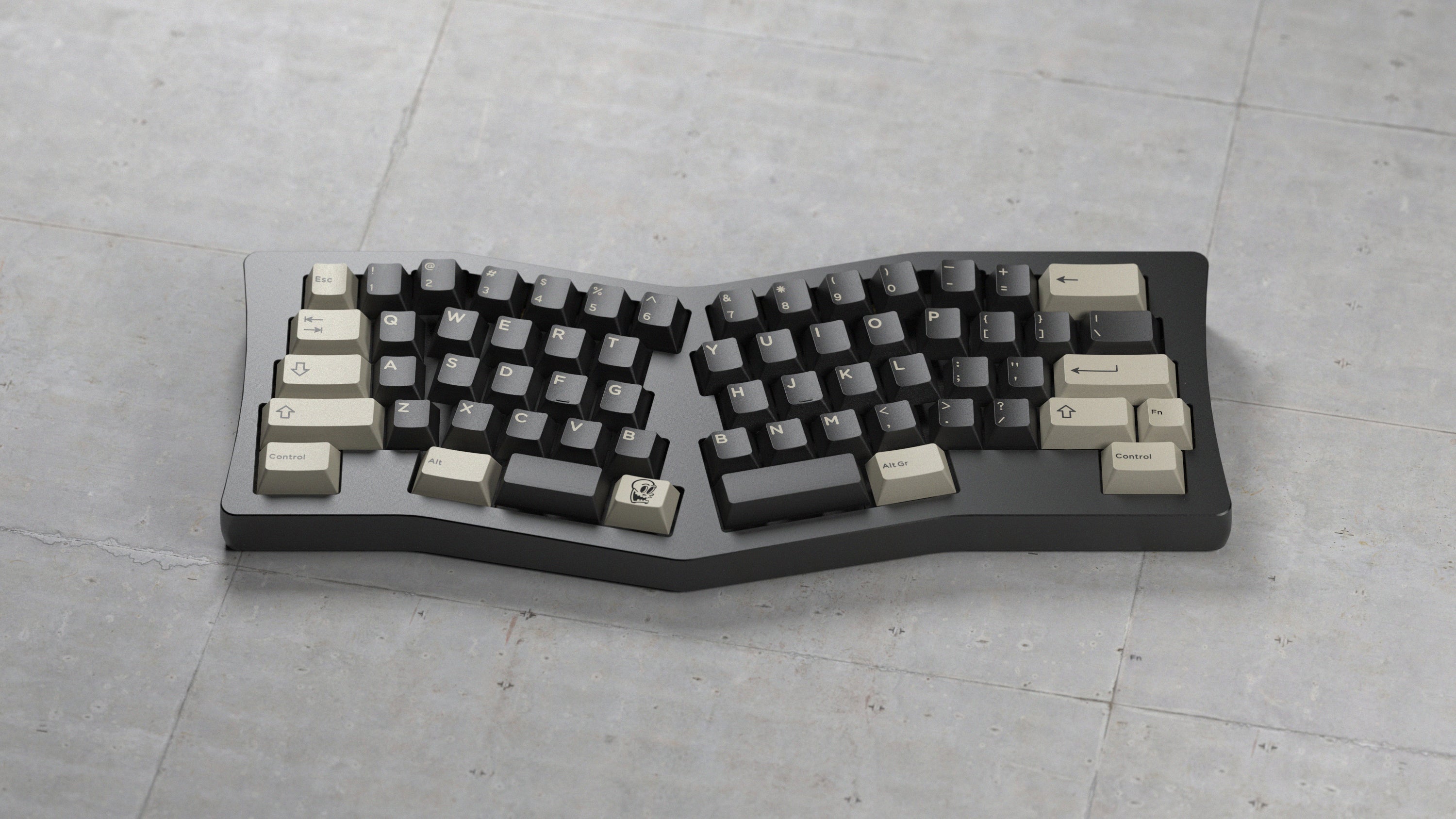 [In Stock] Domikey Яubber