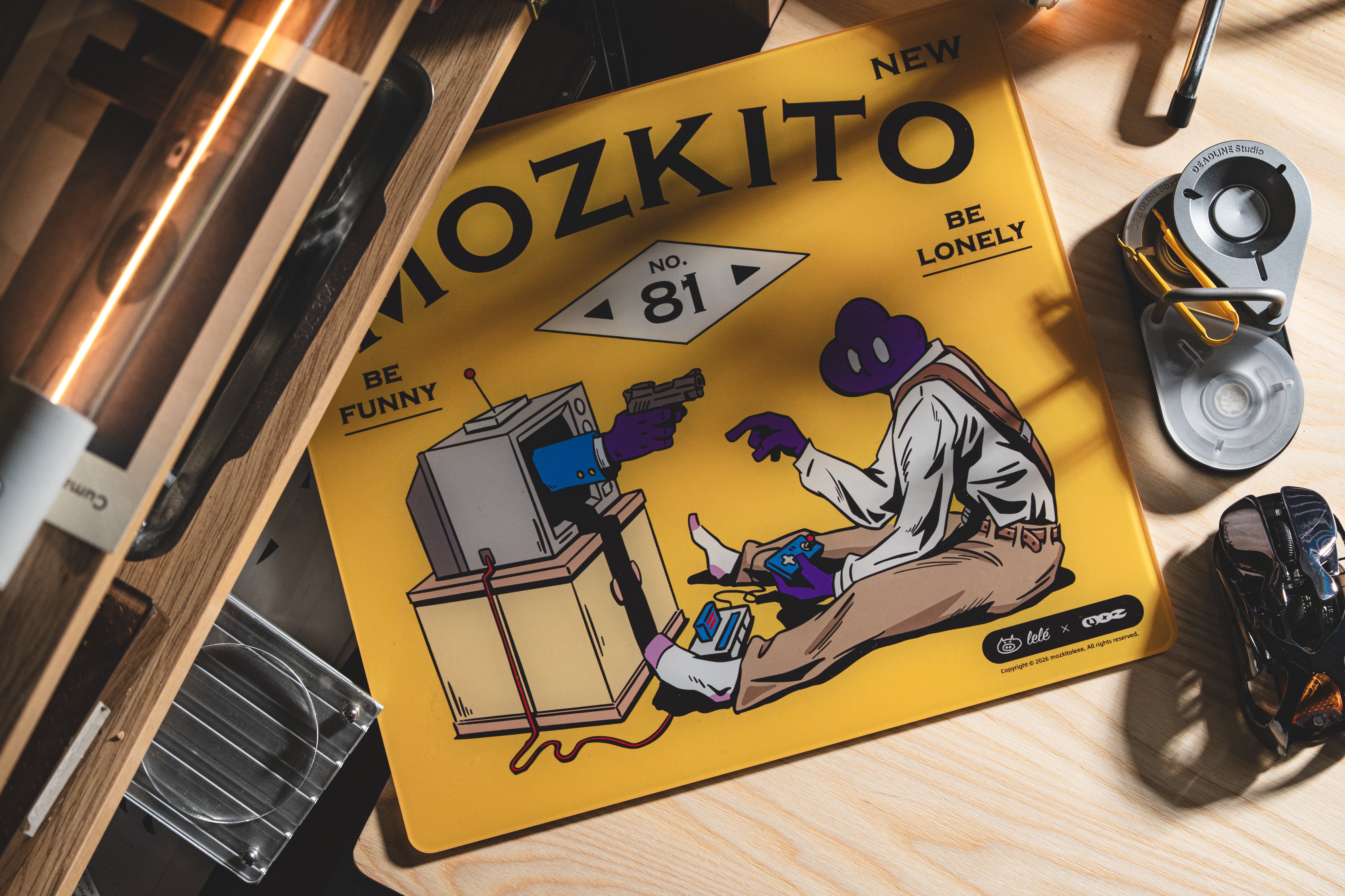 [In Stock] LeleDesign x Mozkito Leee Glass Mousepad