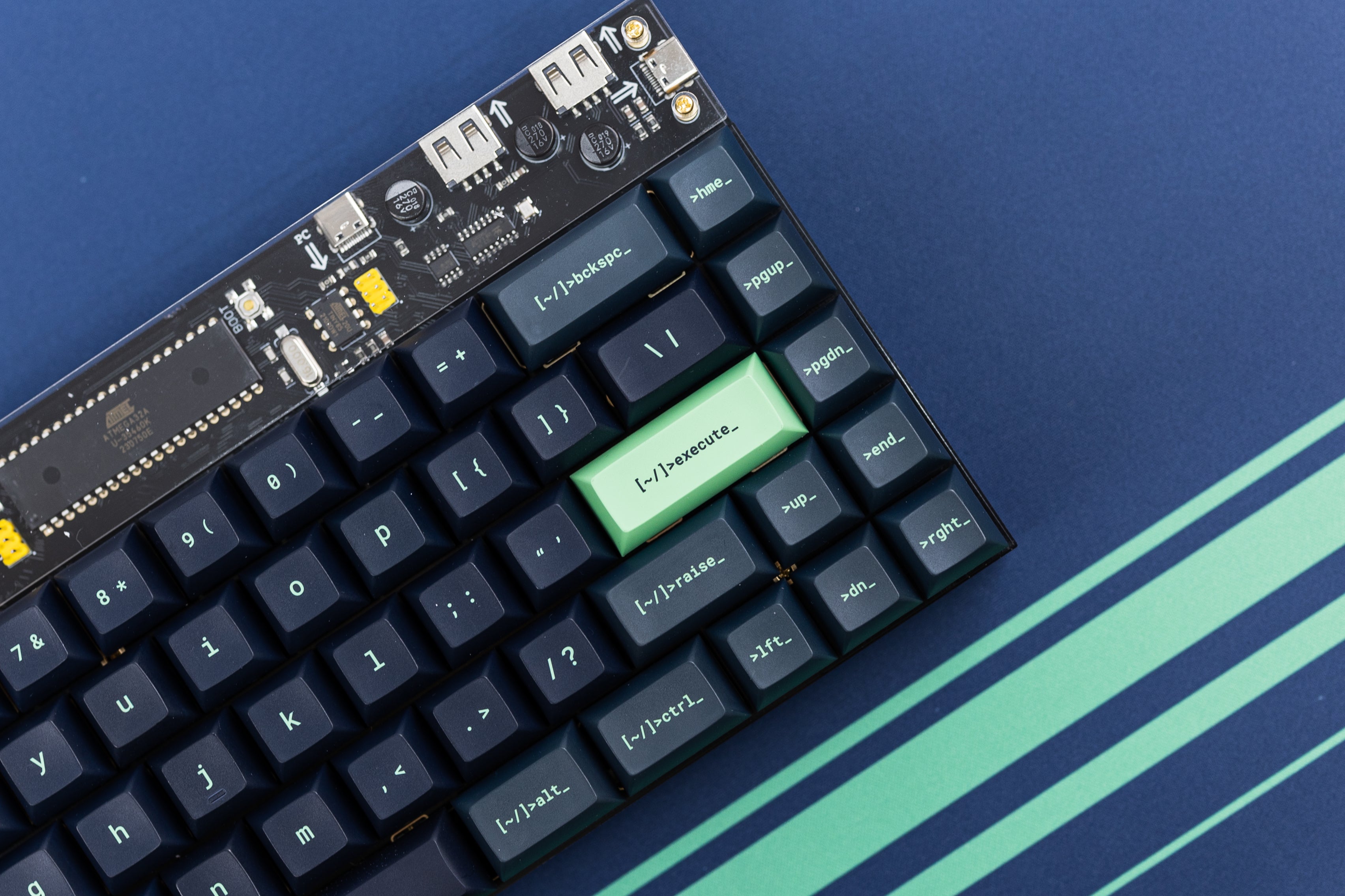 [In Stock] Lelelab Y2K 76 x KAM Superuser PreBuilt Ready-to-use Keyboard
