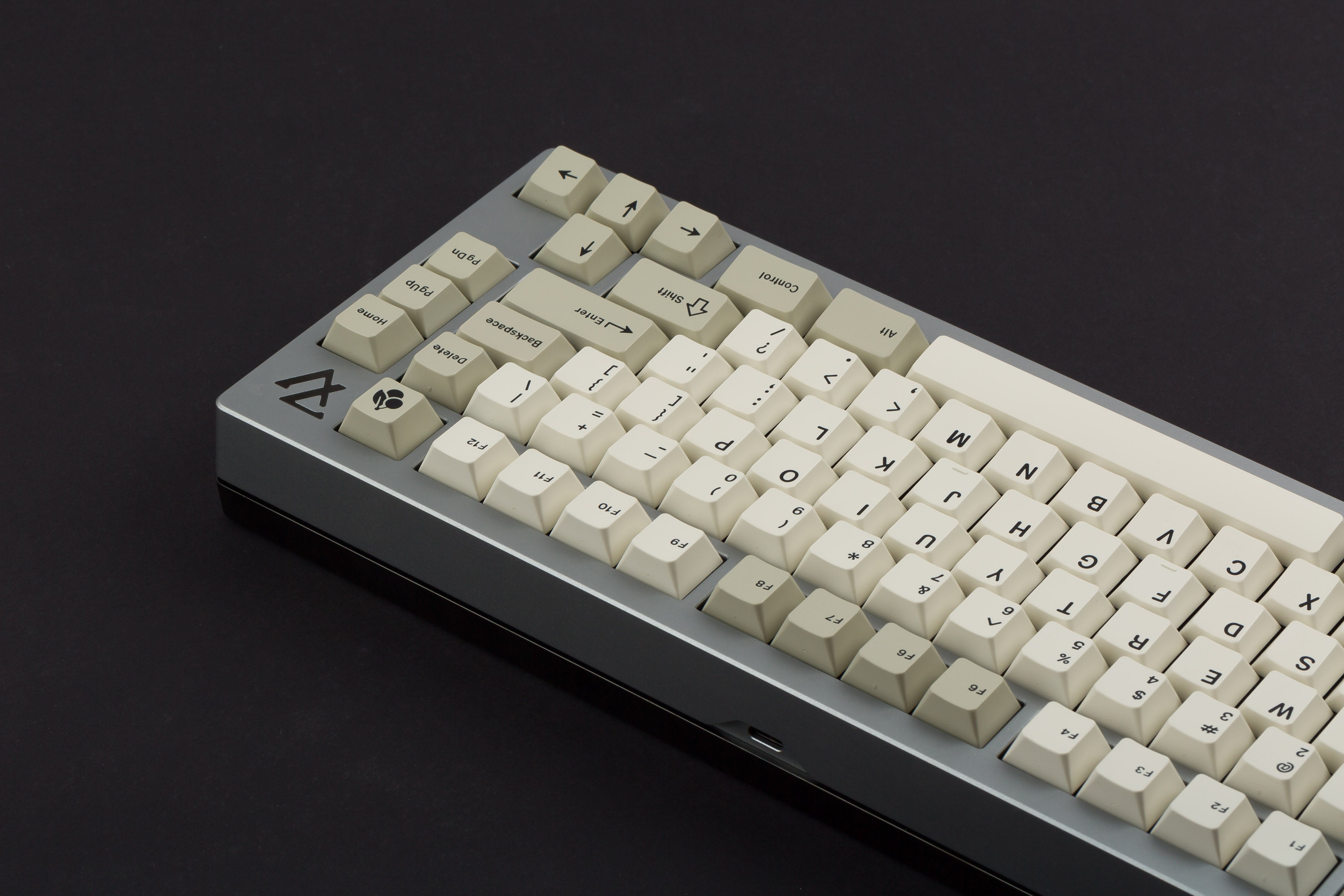 [Group buy] GMK Hineybeige