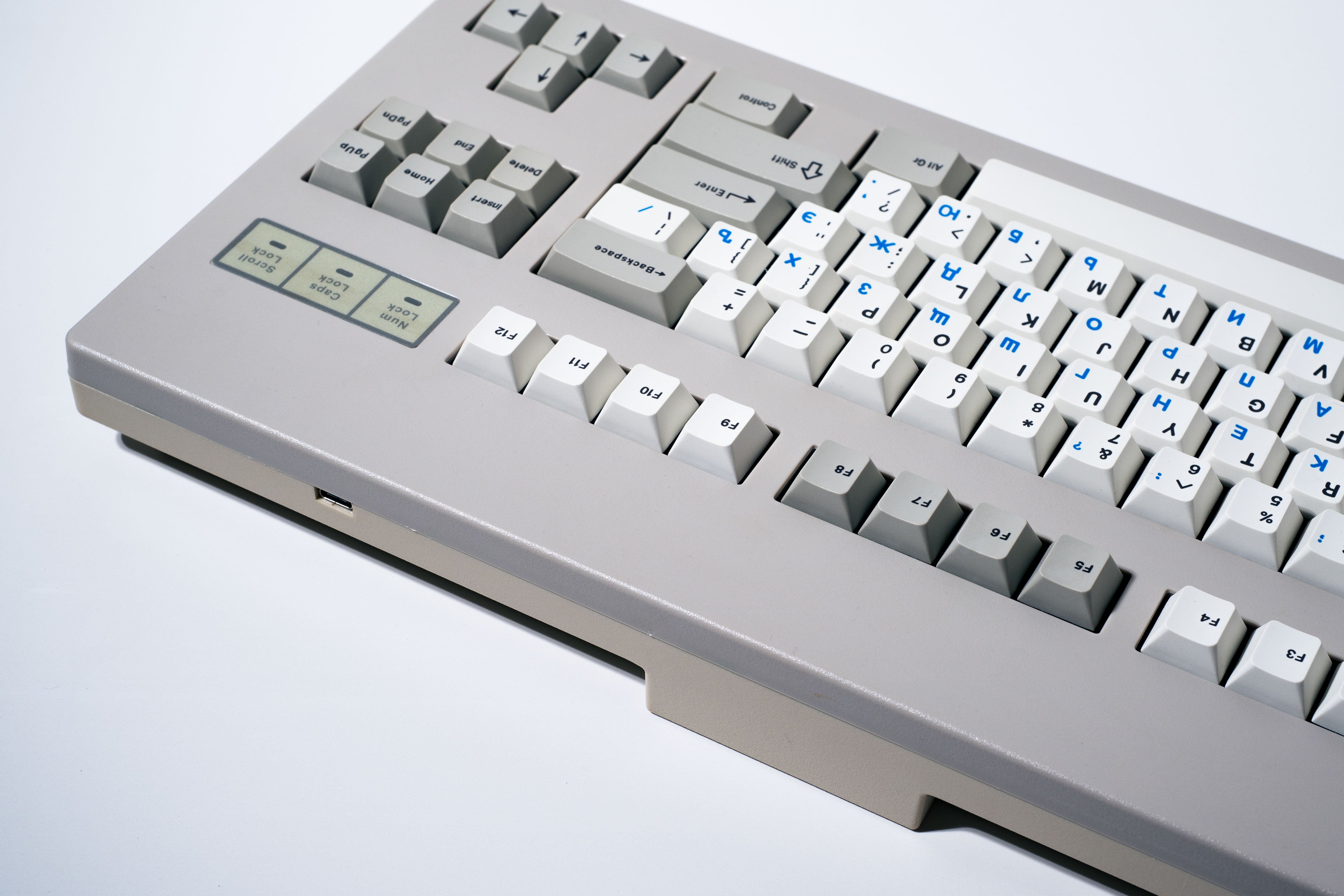 [Pre Order] NCR-80 R2 Vintage Mechanical Keyboard Kit-zFrontier